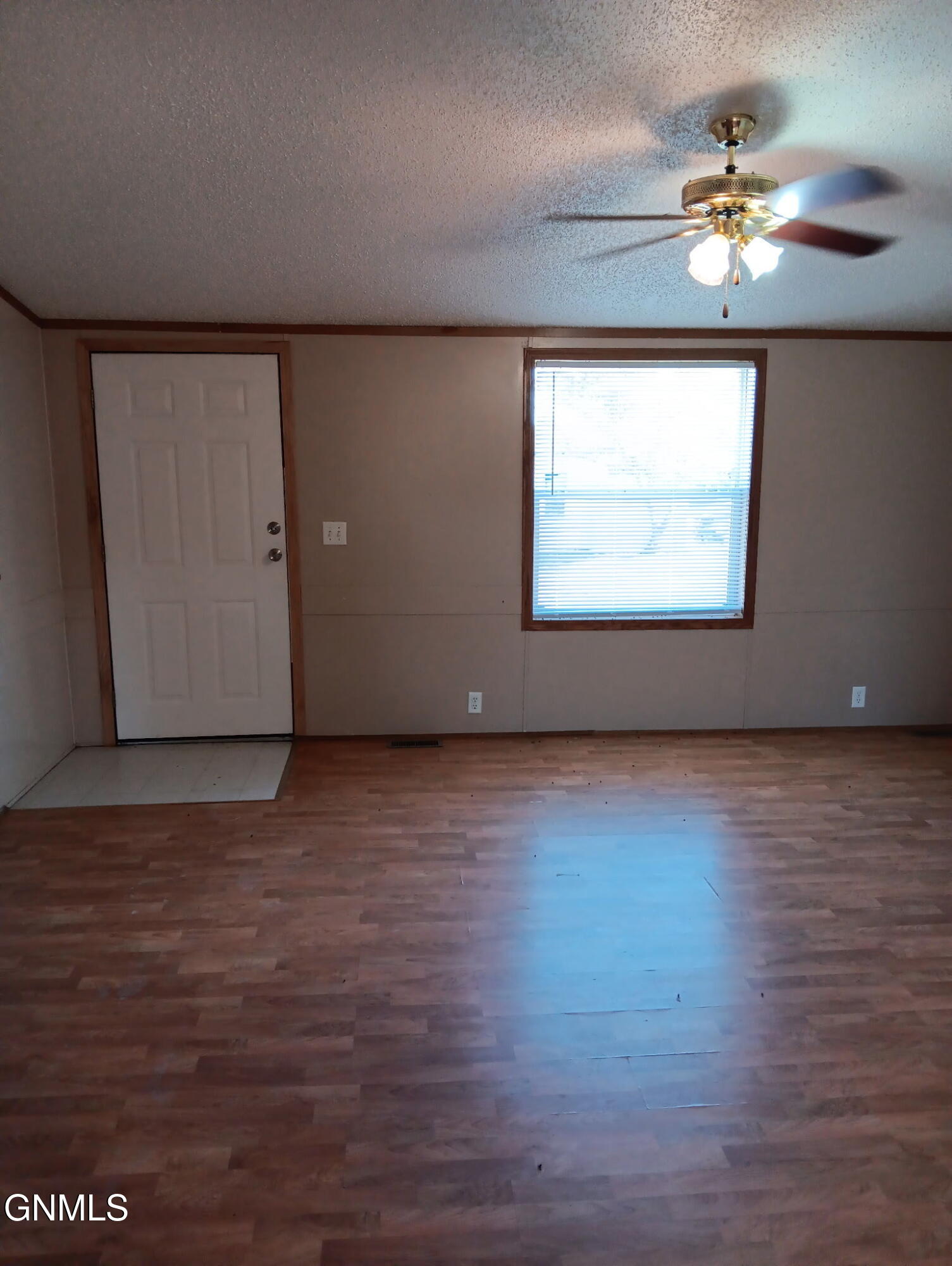 property viewer photo 4