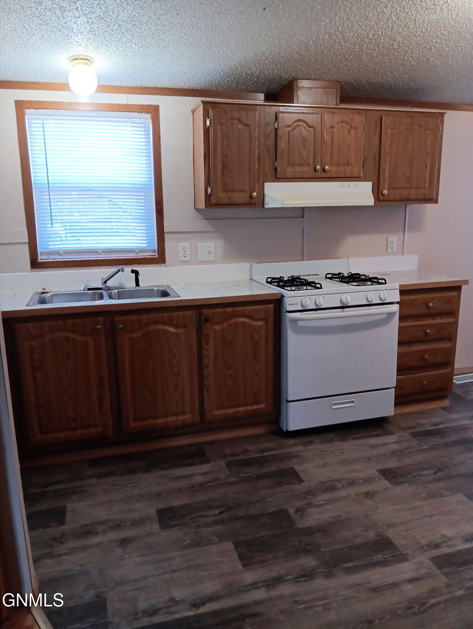 property viewer photo 8