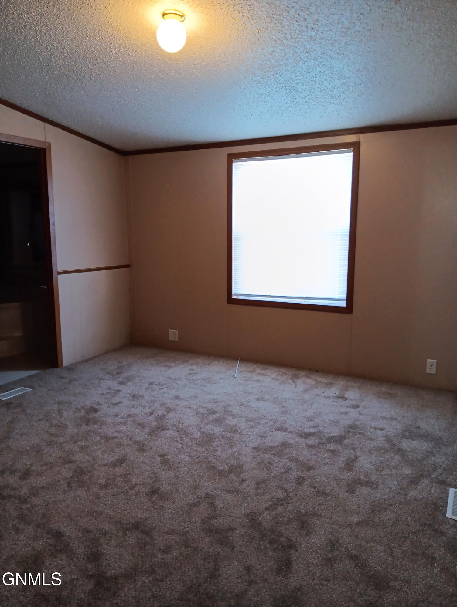property viewer photo 9