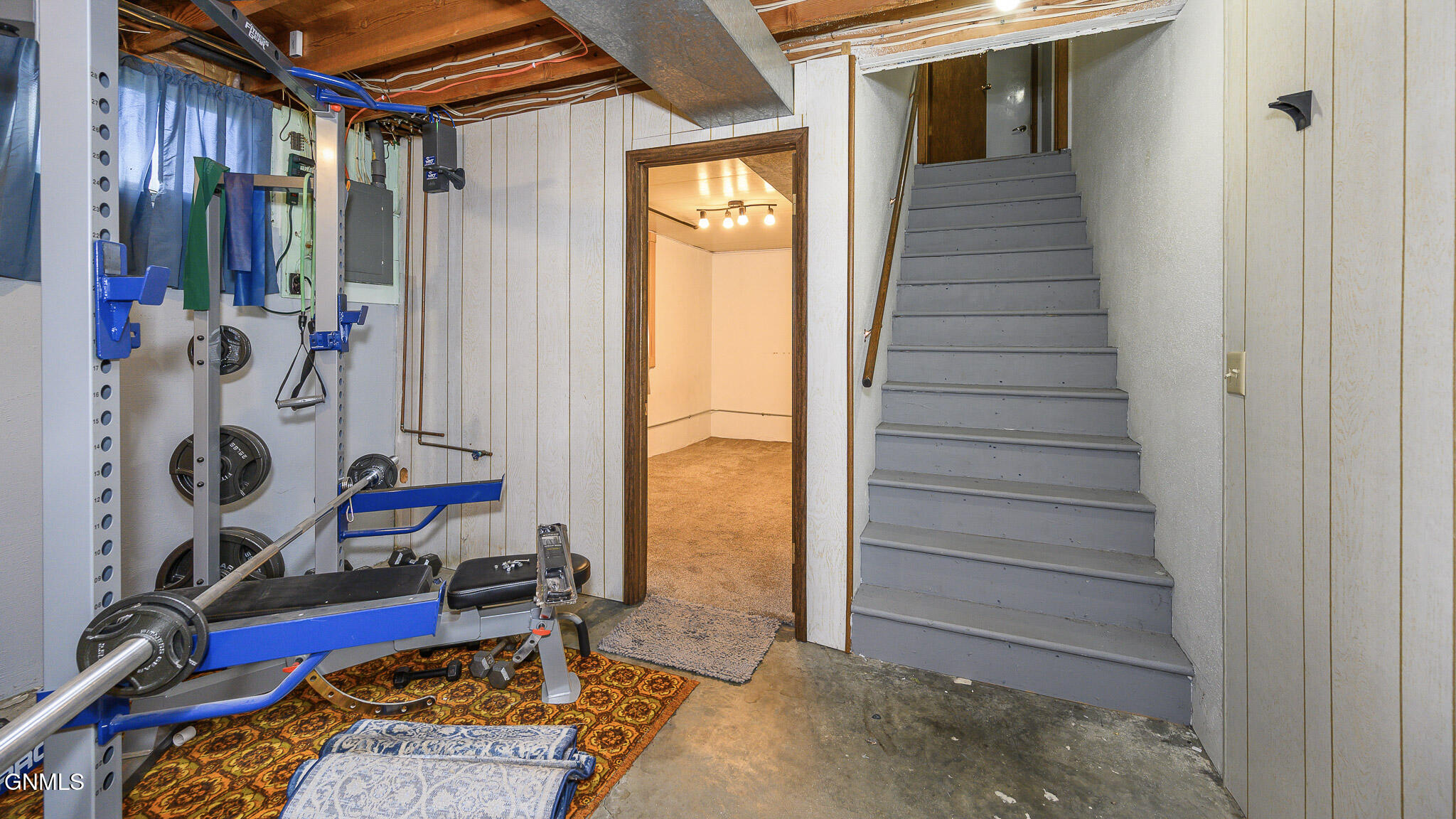 main property photo 22