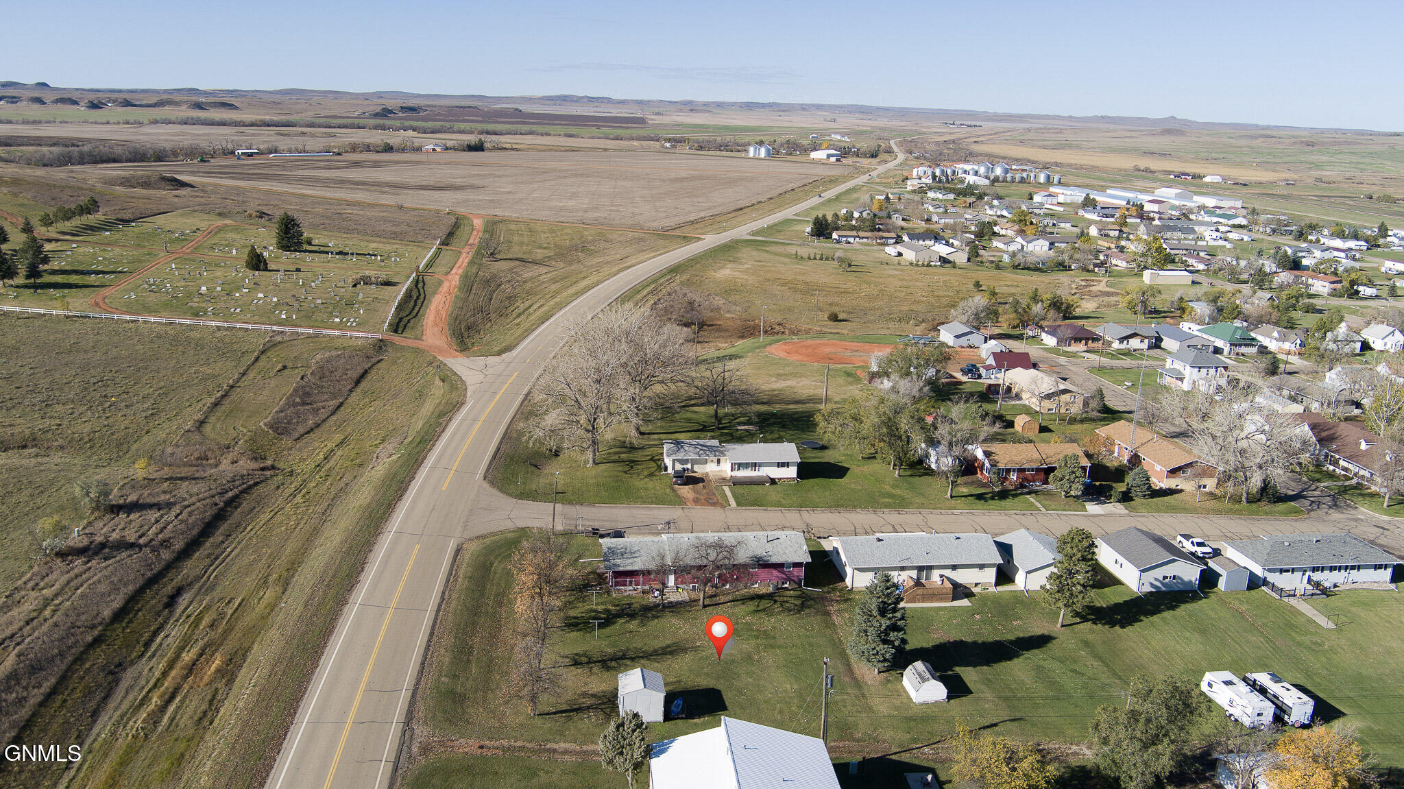 main property photo 37