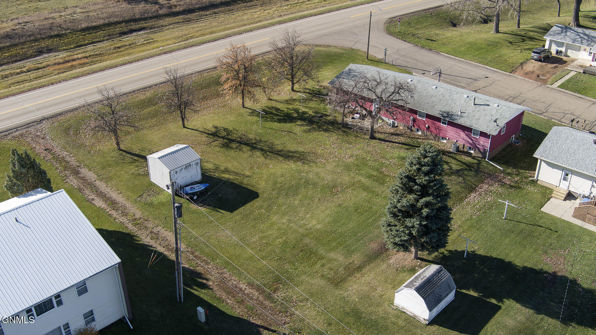 main property photo 42