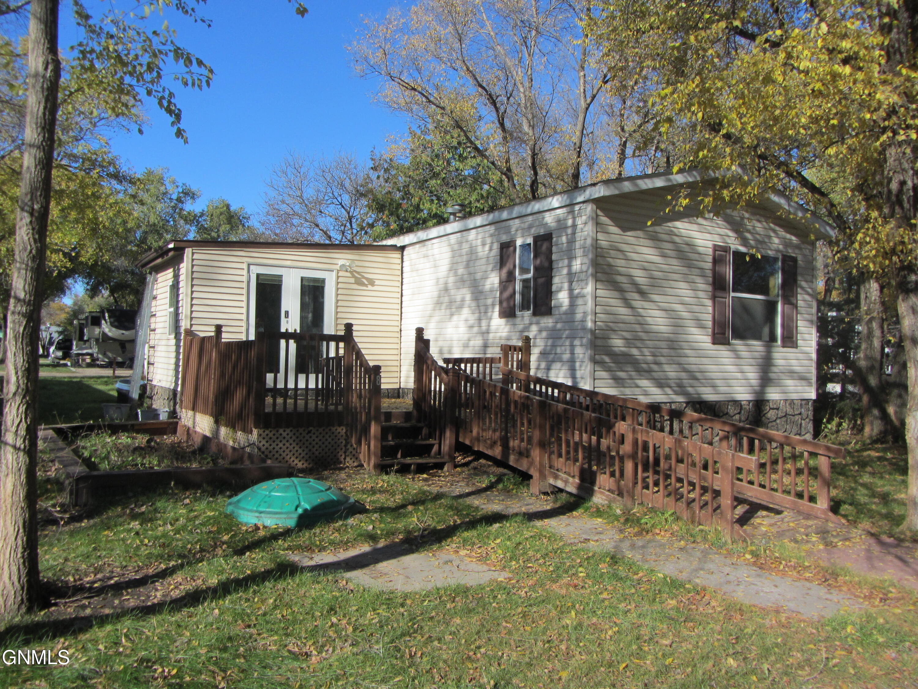 main property photo 0