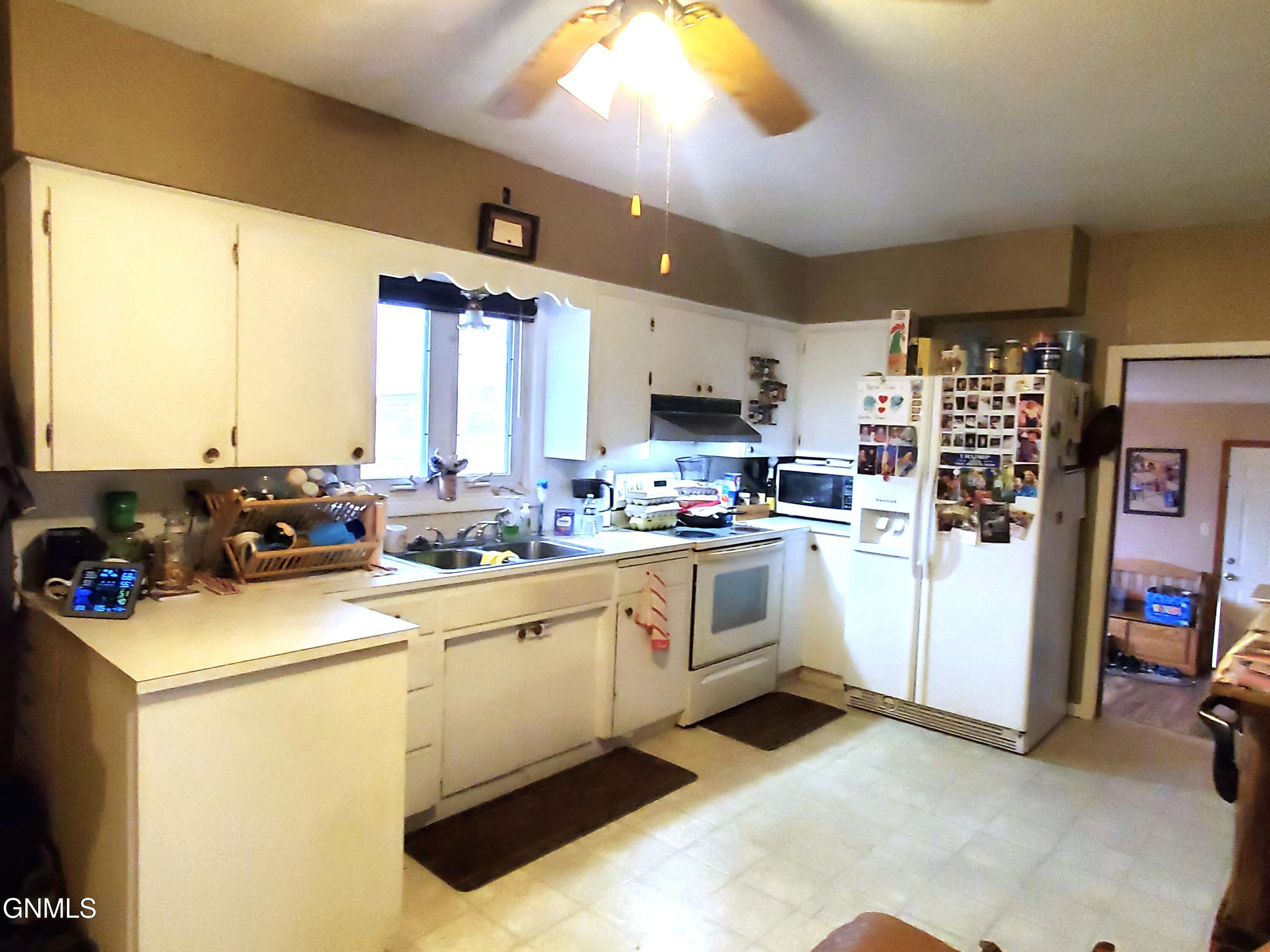property viewer photo 4