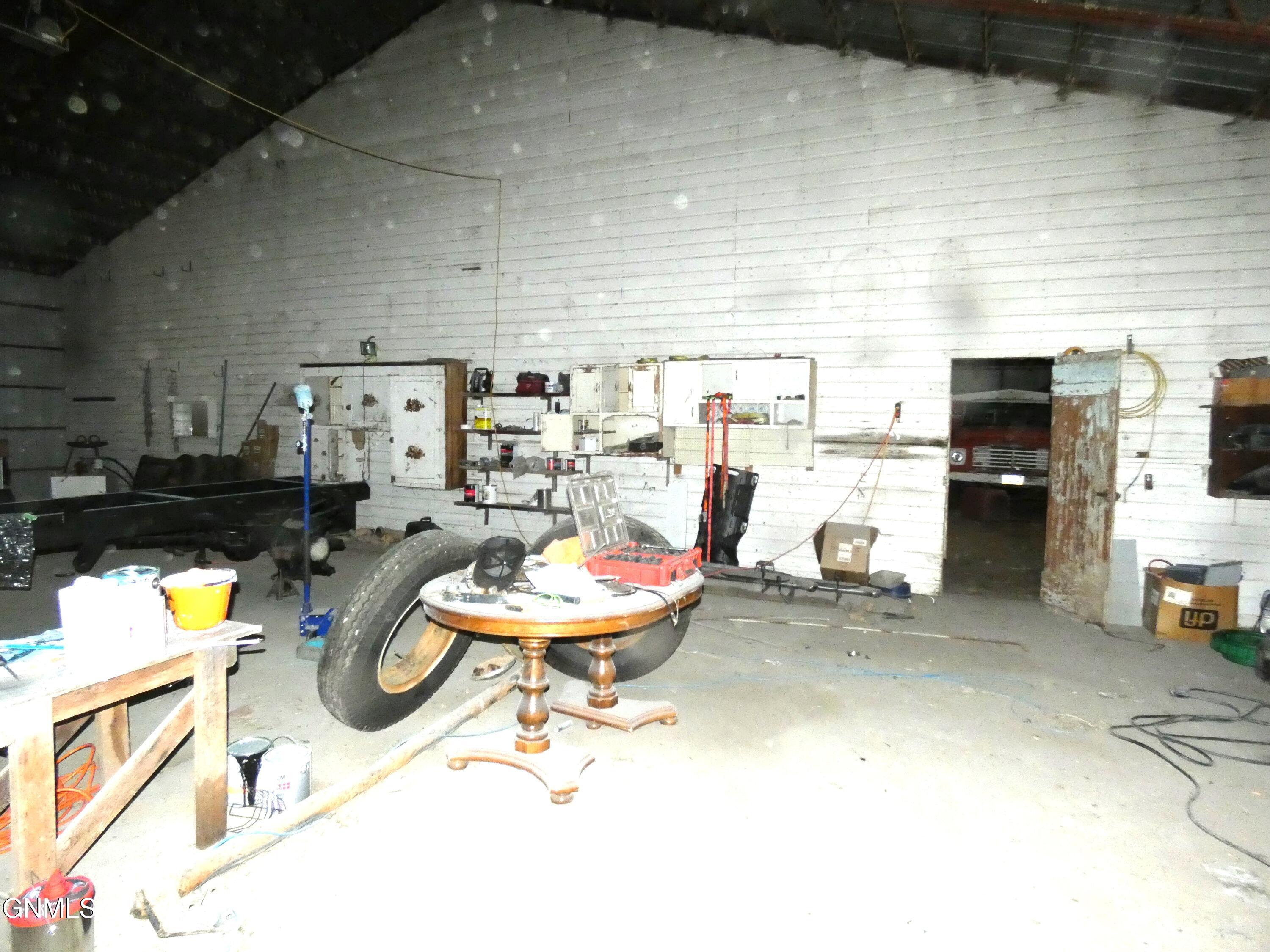 property viewer photo 51