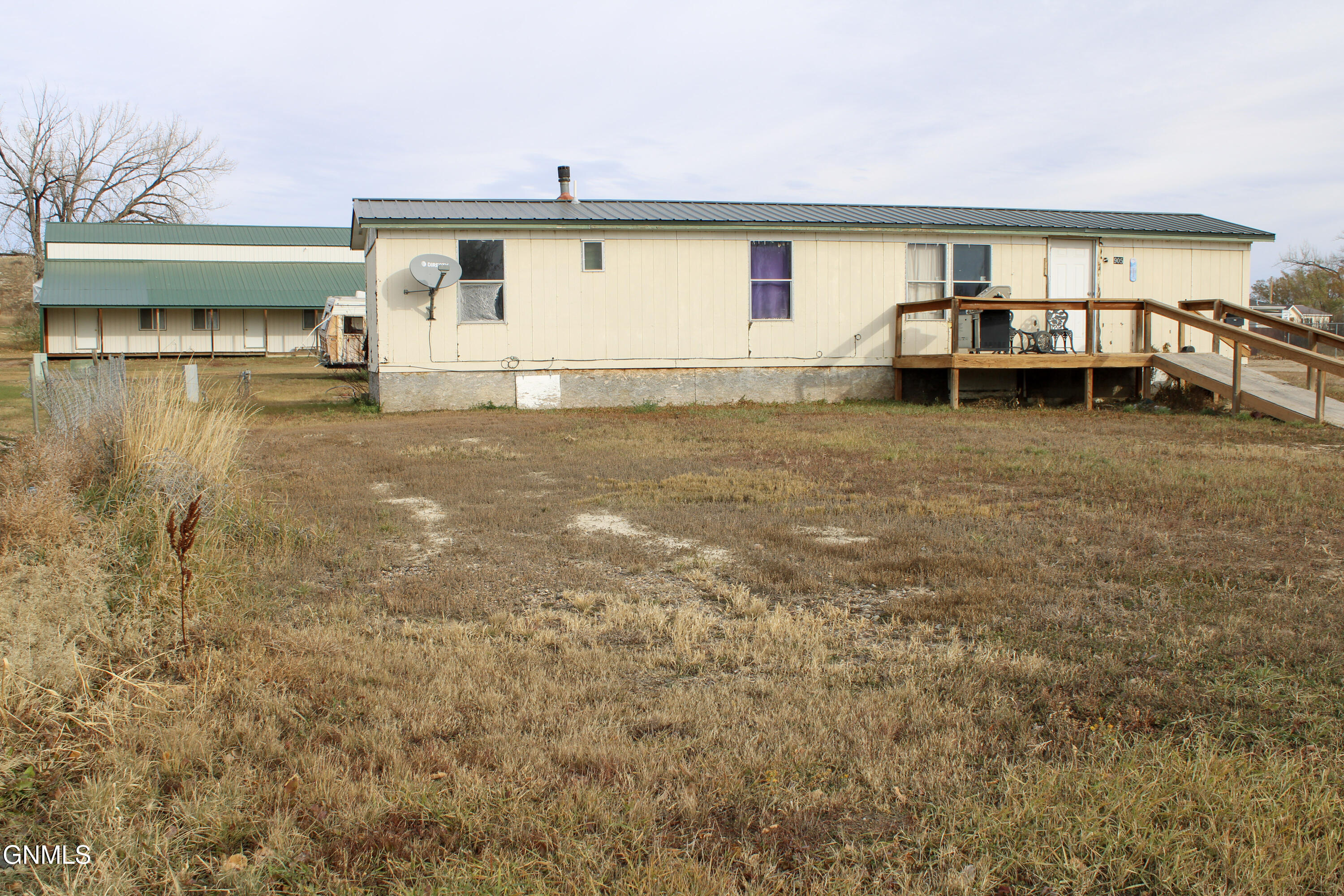main property photo 9