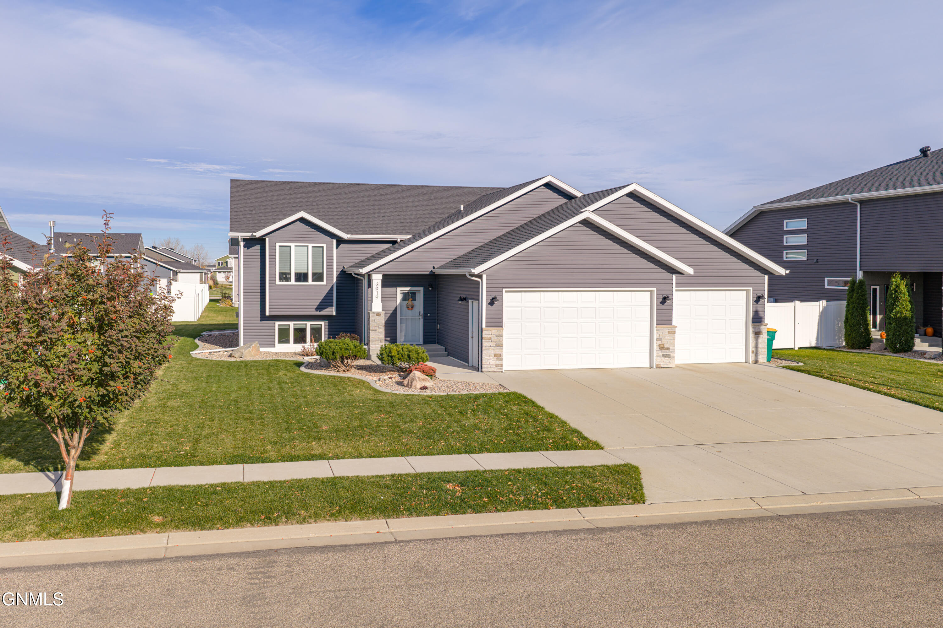 property viewer photo 1