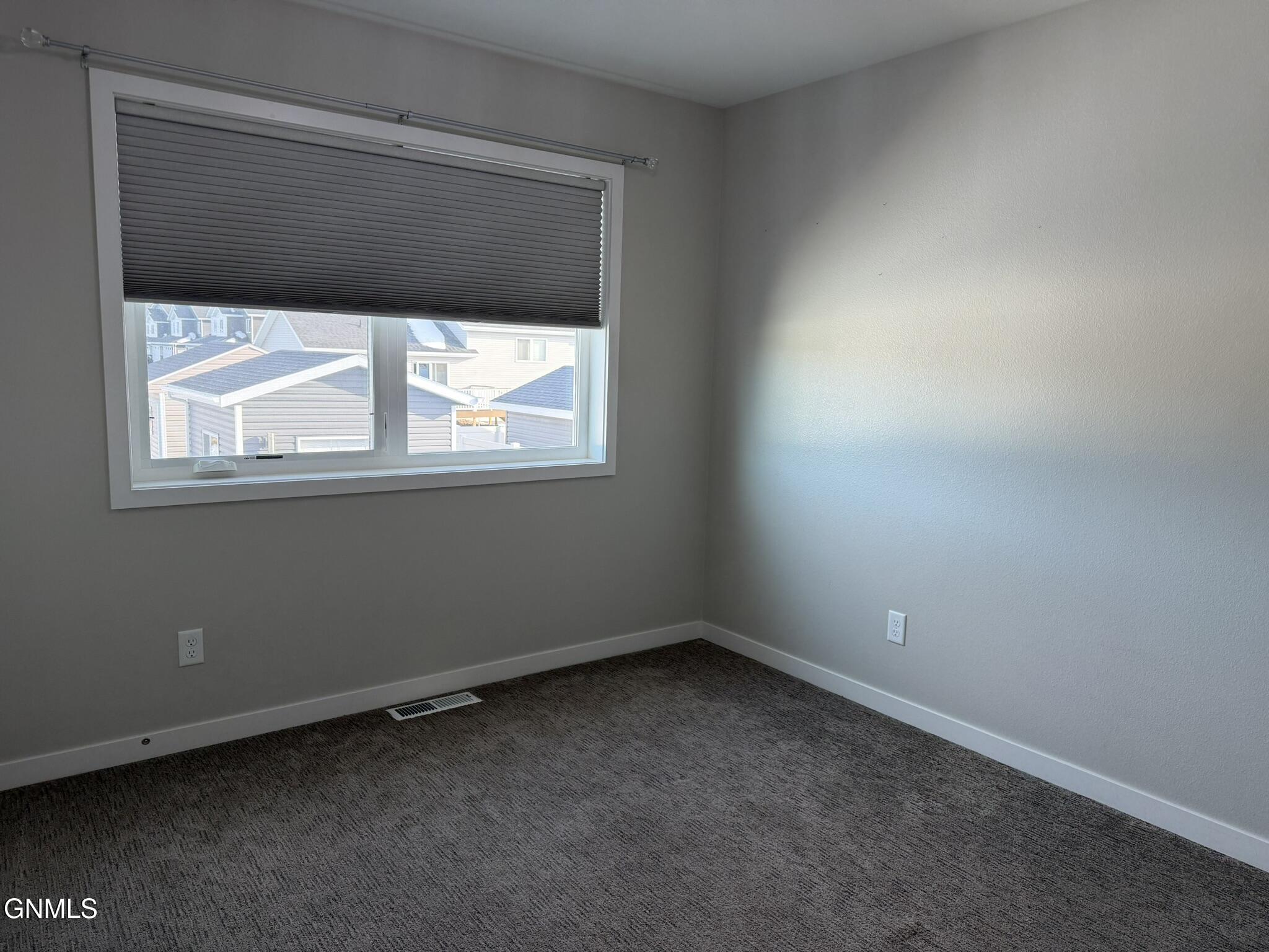 property viewer photo 105