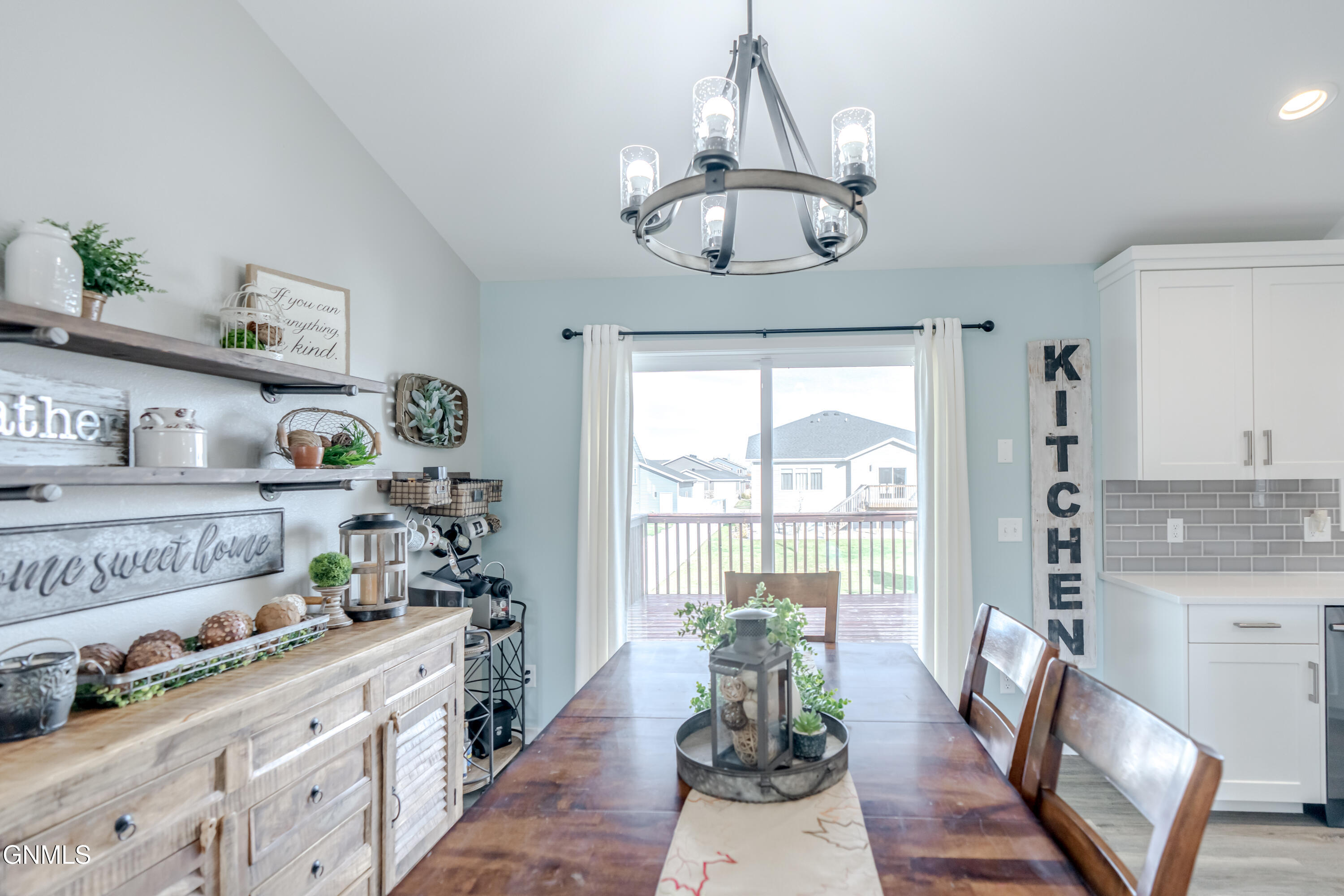 property viewer photo 20