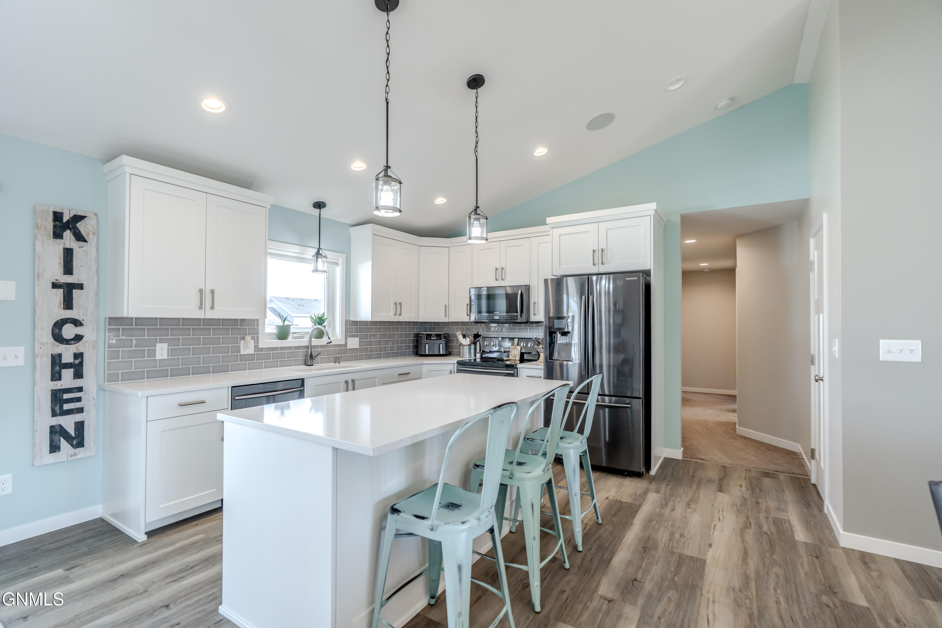 property viewer photo 21