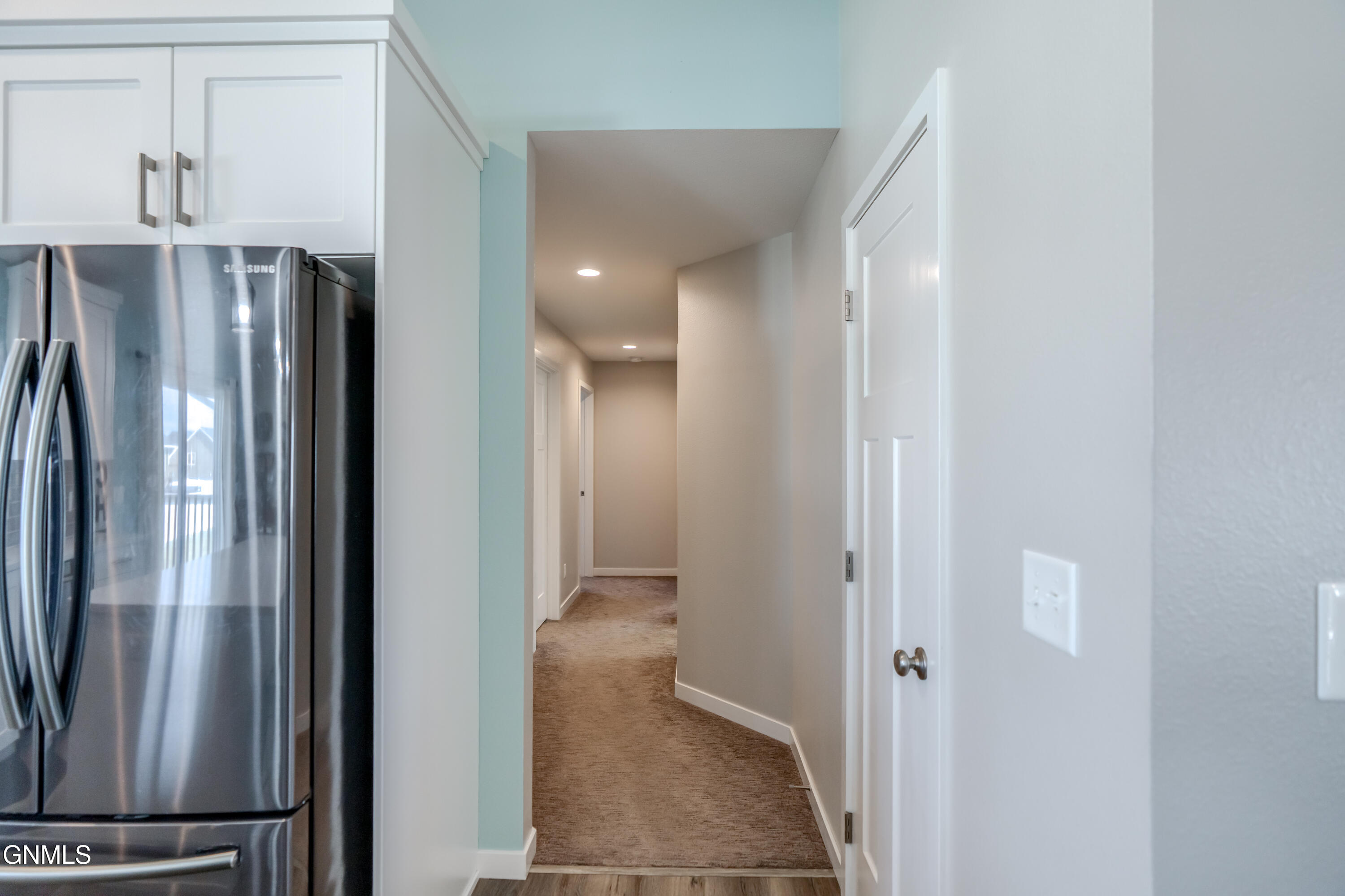 property viewer photo 25