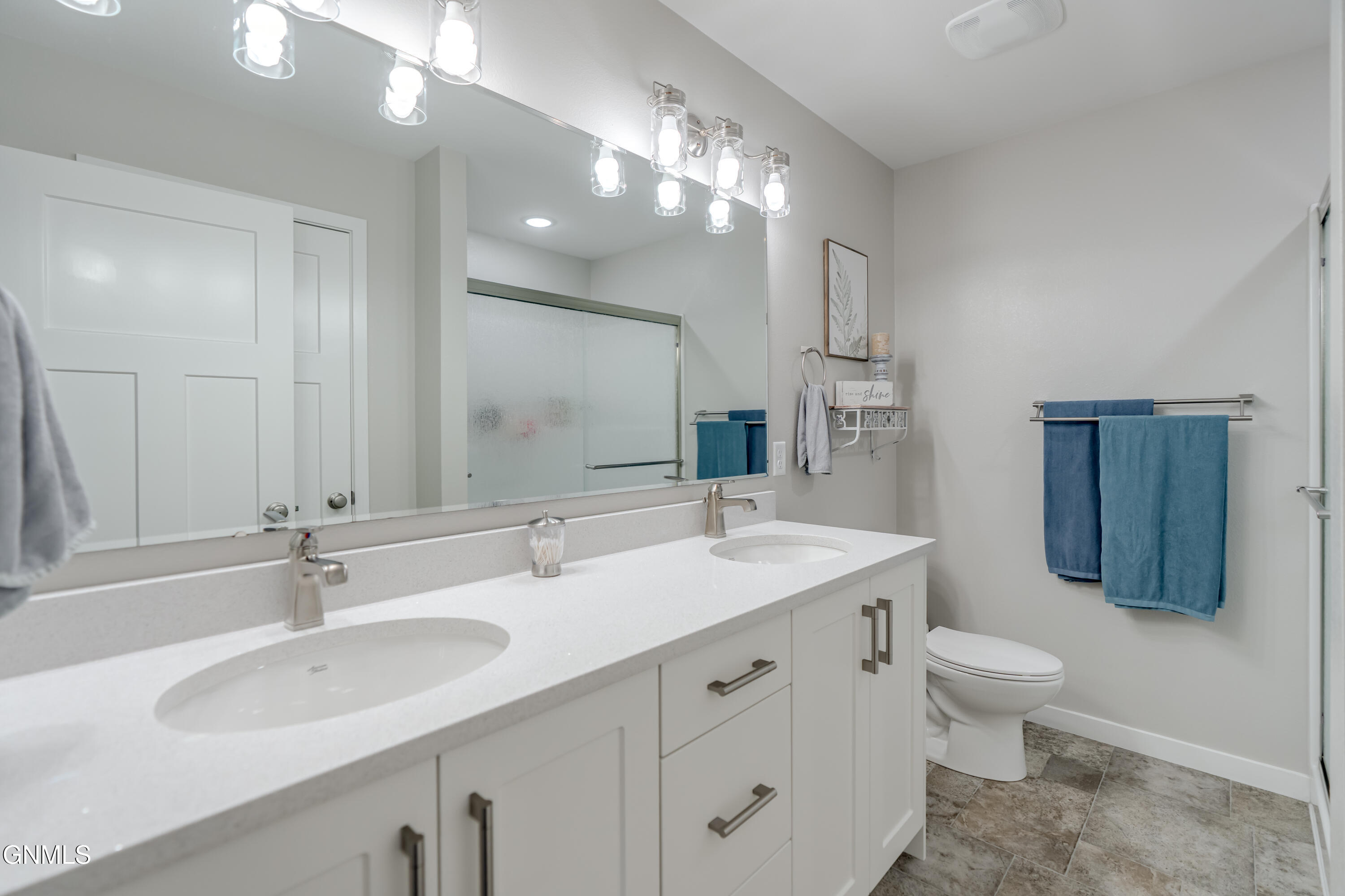 property viewer photo 34