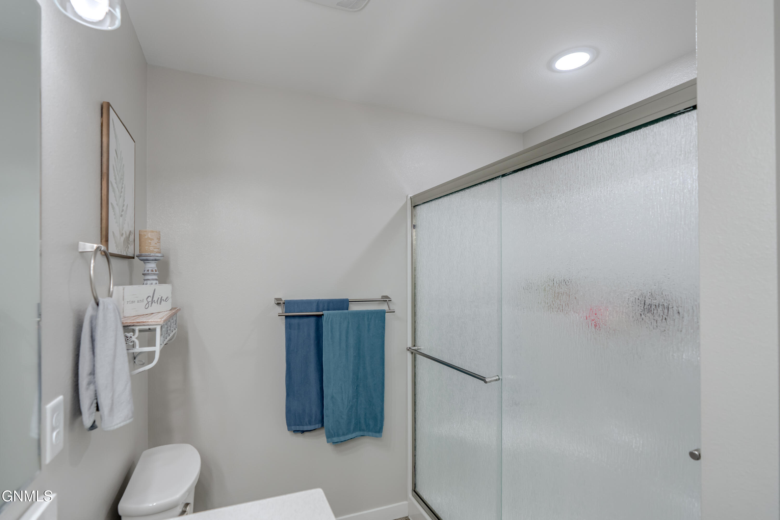 property viewer photo 35