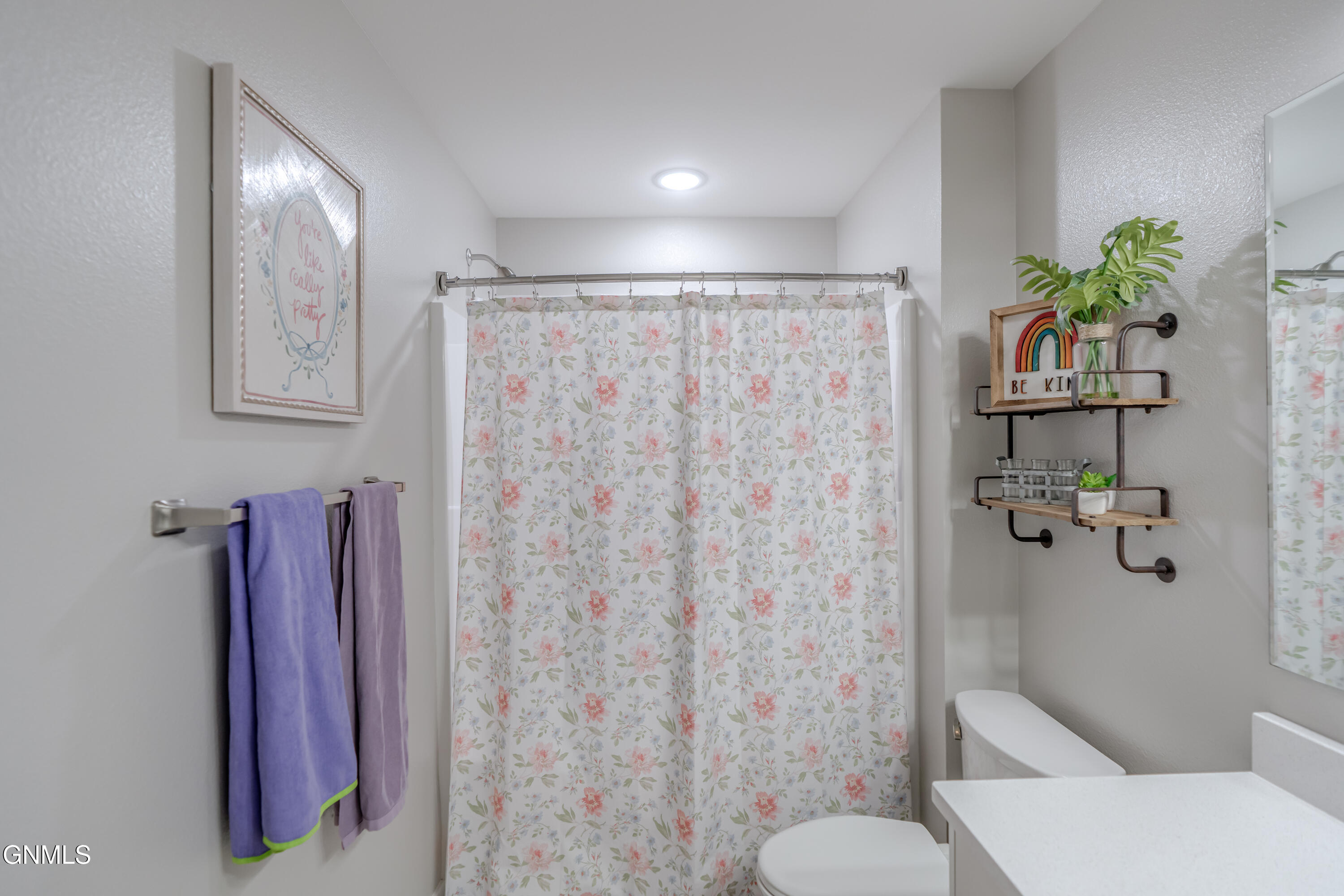 property viewer photo 56