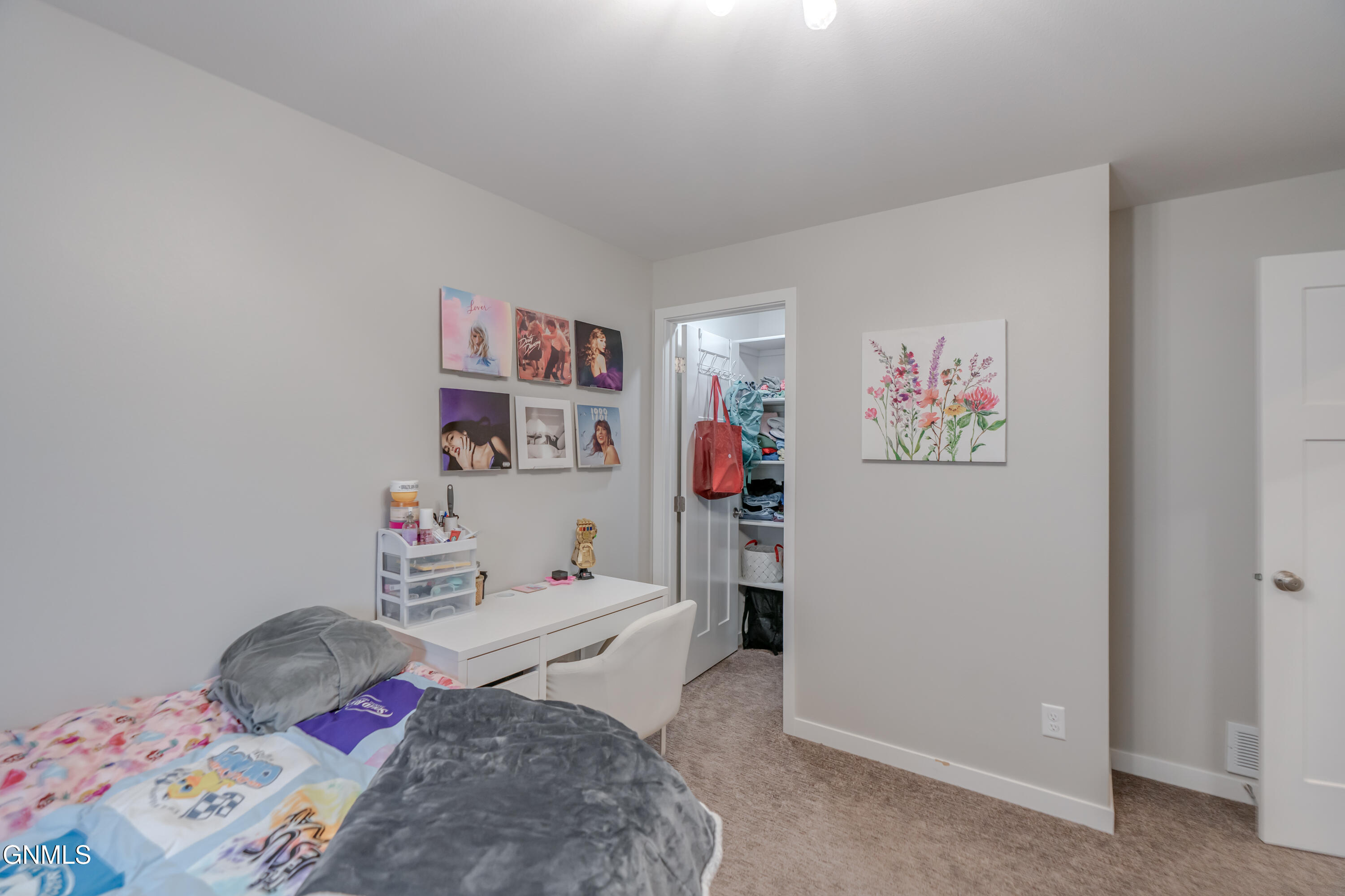 property viewer photo 59