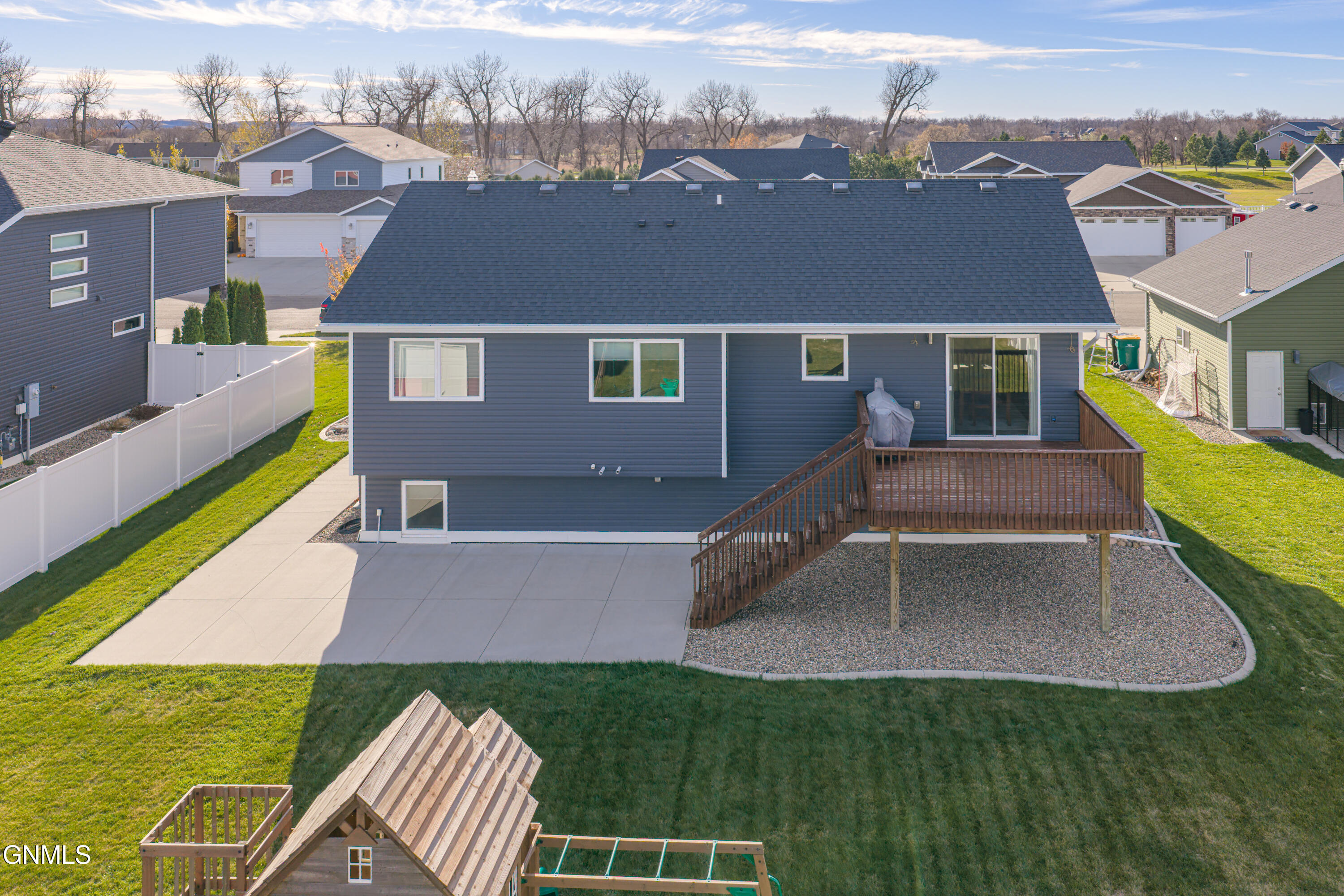 property viewer photo 7