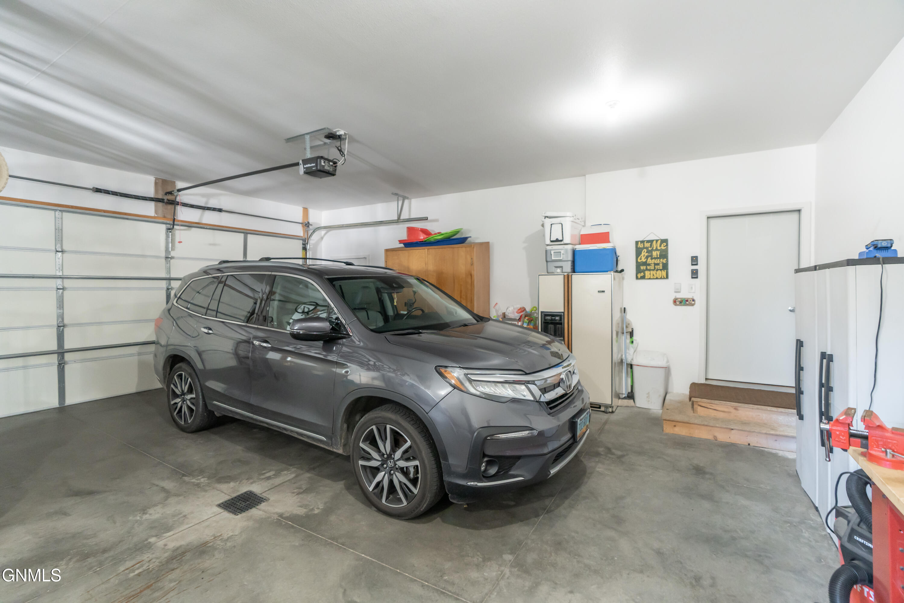property viewer photo 70