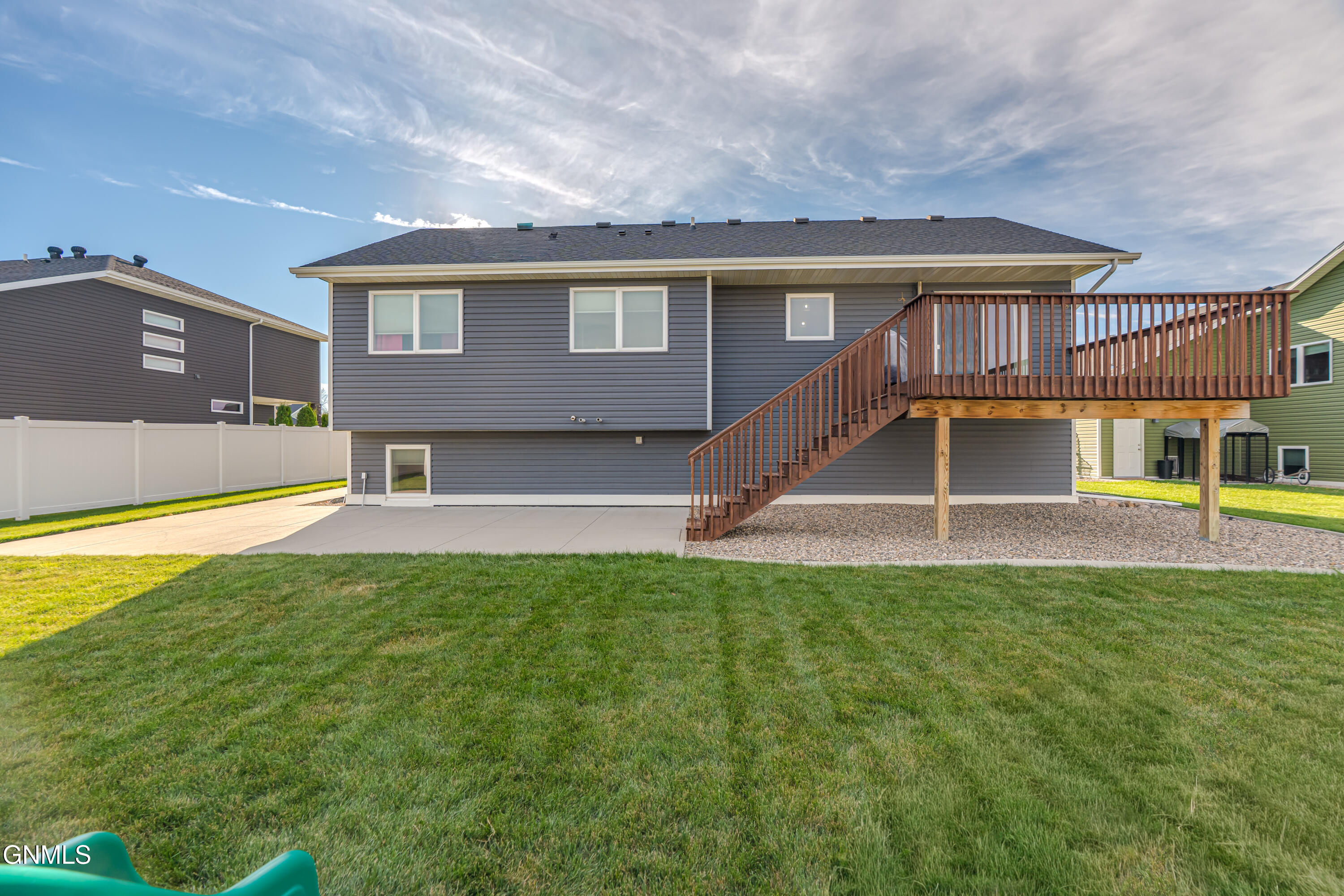 property viewer photo 76