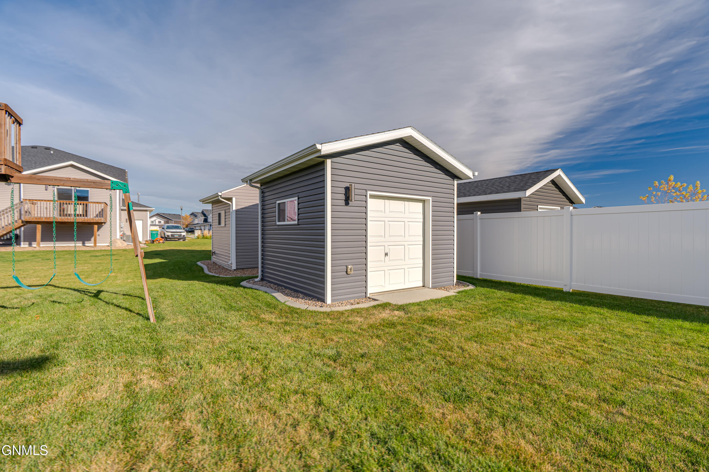 property viewer photo 77