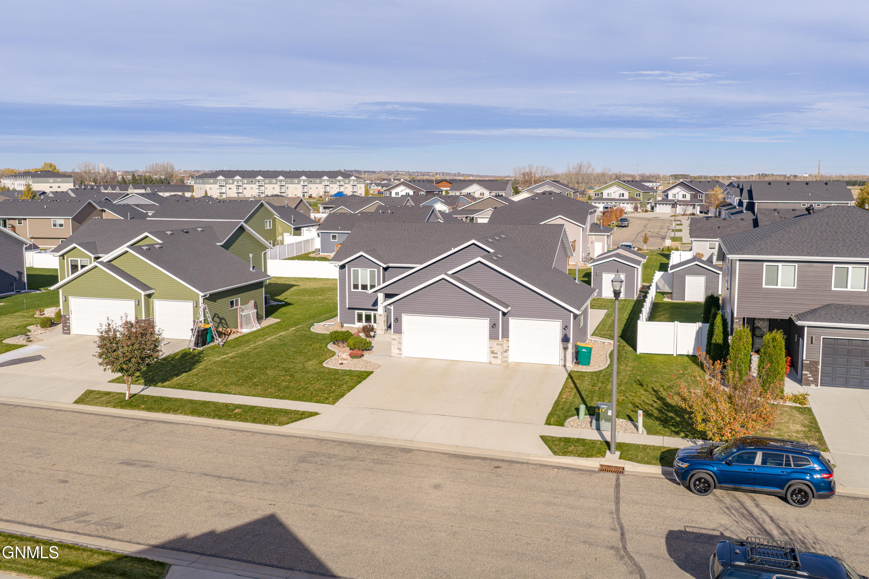 property viewer photo 92
