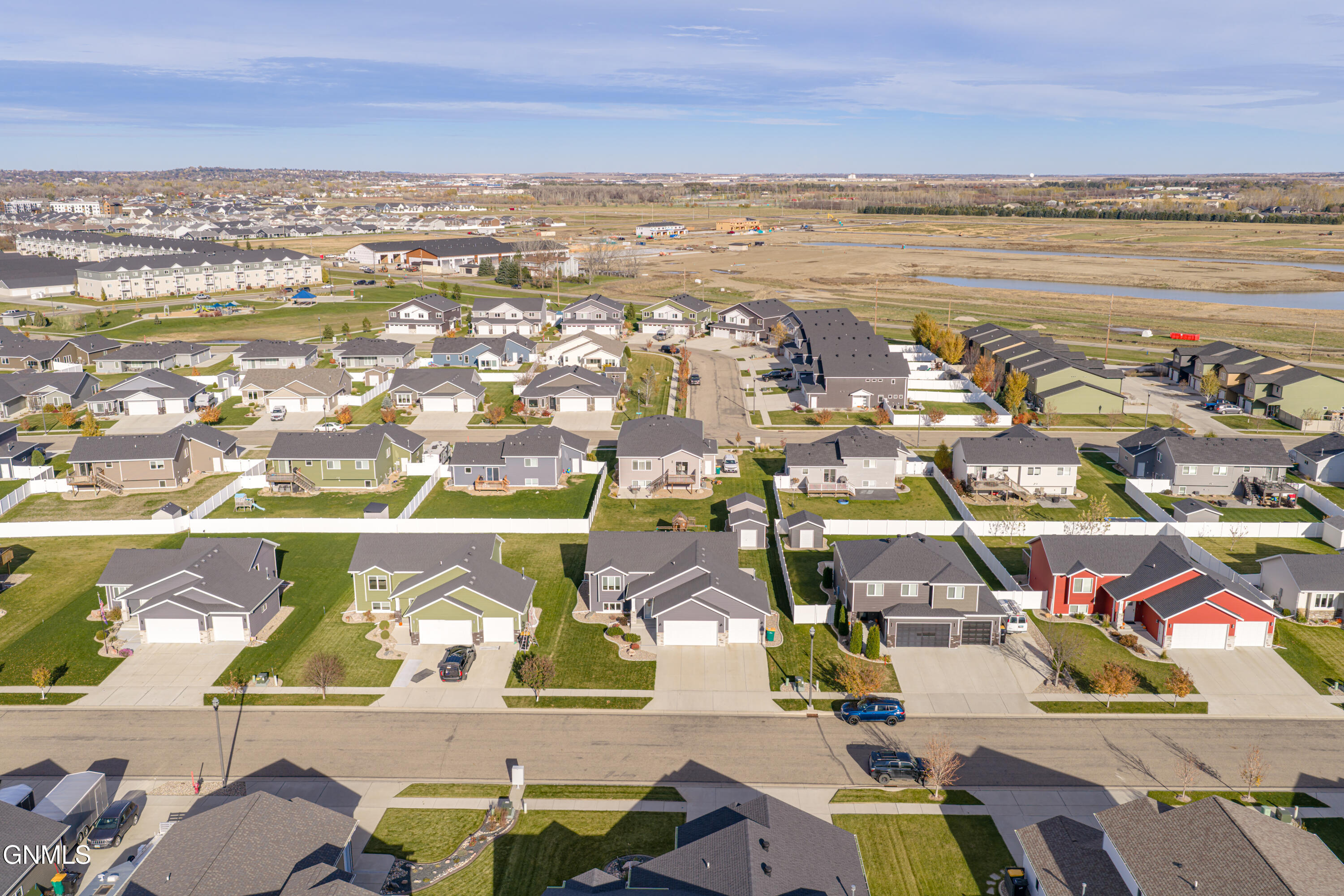 property viewer photo 93