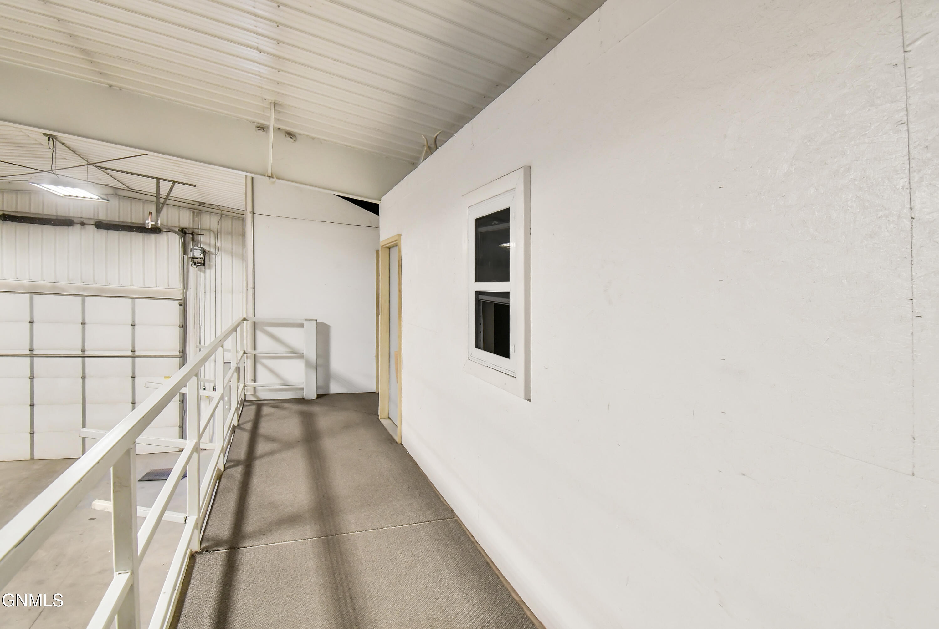 property viewer photo 10