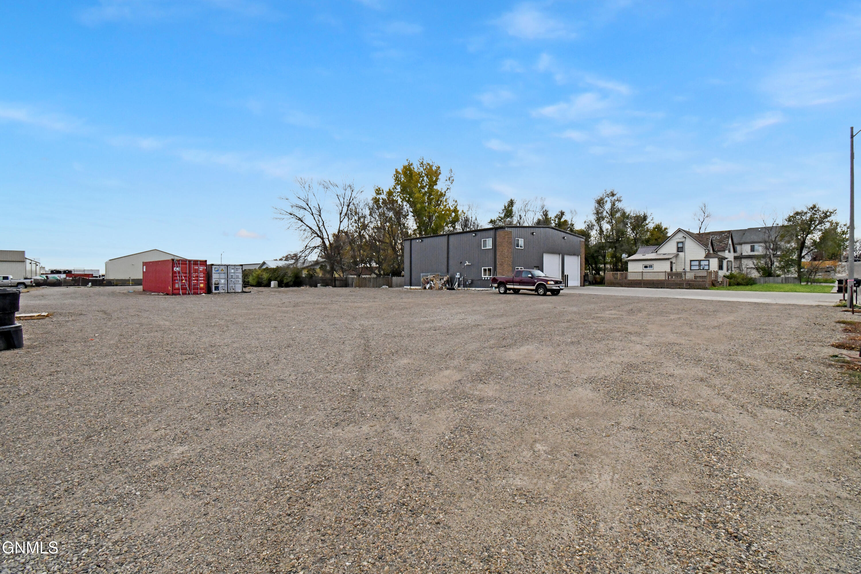 property viewer photo 2