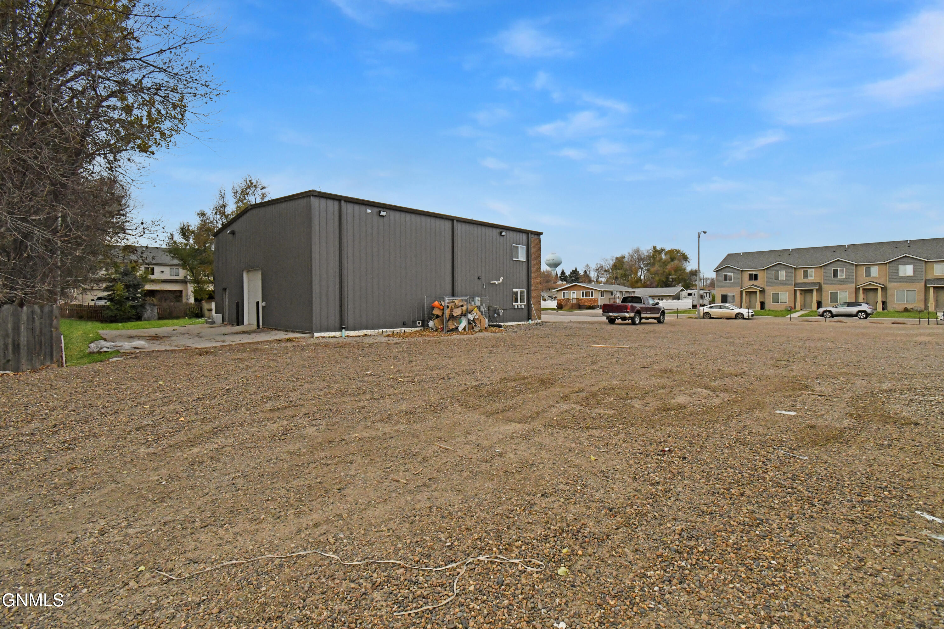 property viewer photo 3