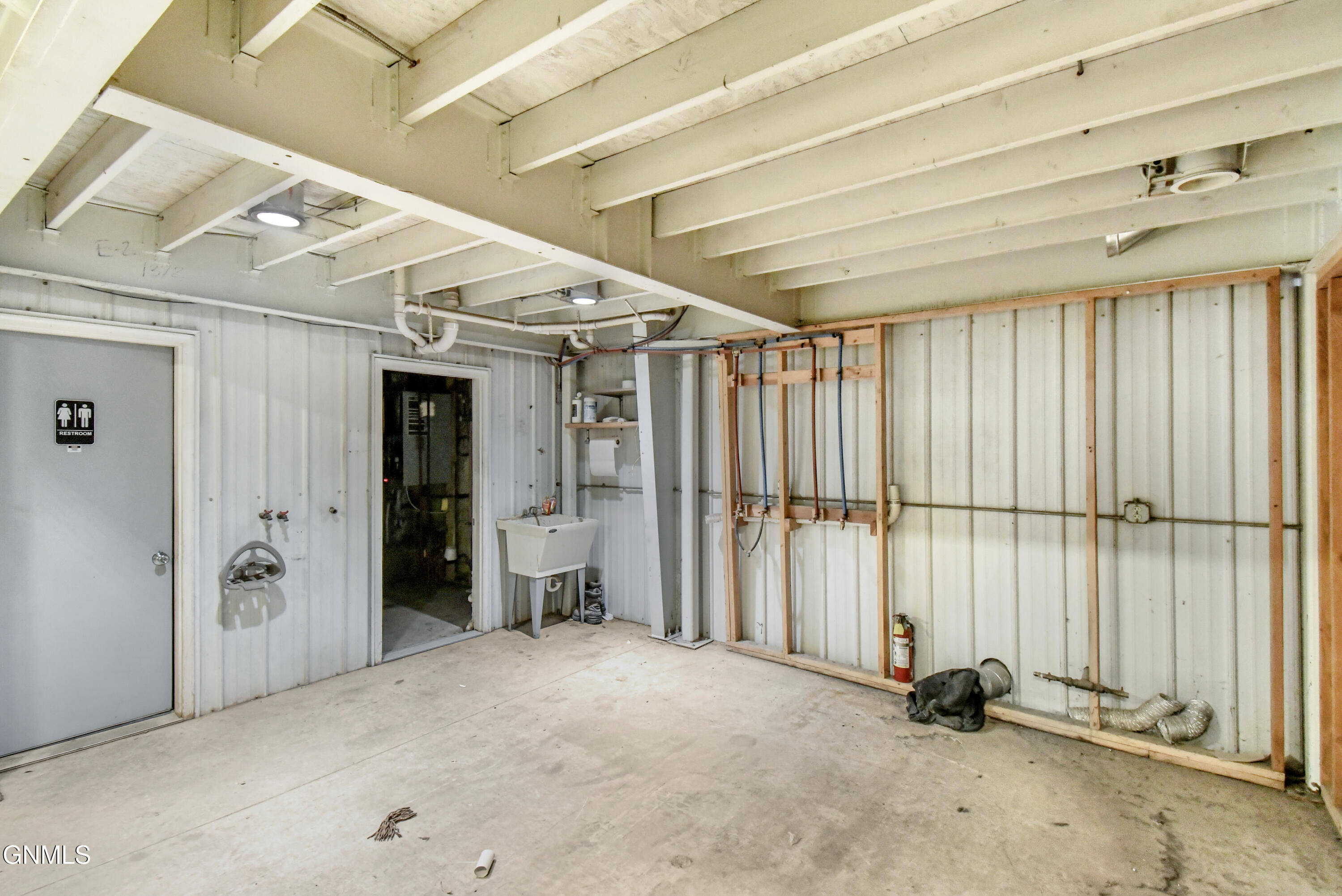 property viewer photo 6