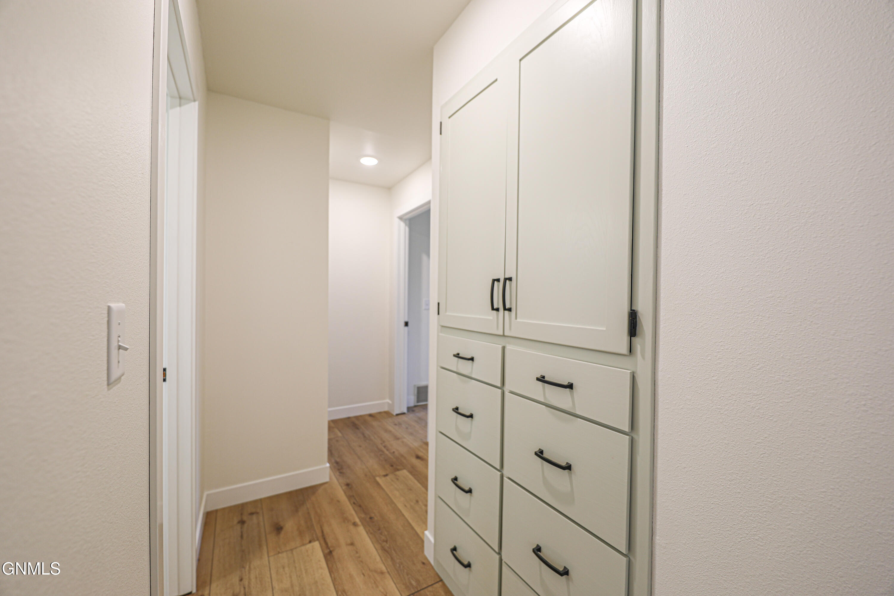 property viewer photo 21
