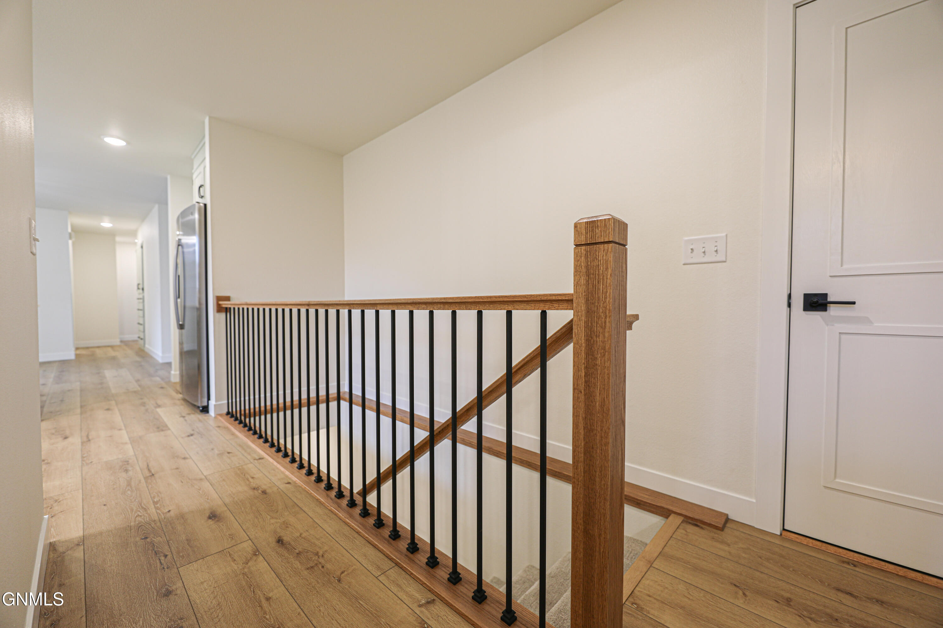 property viewer photo 37
