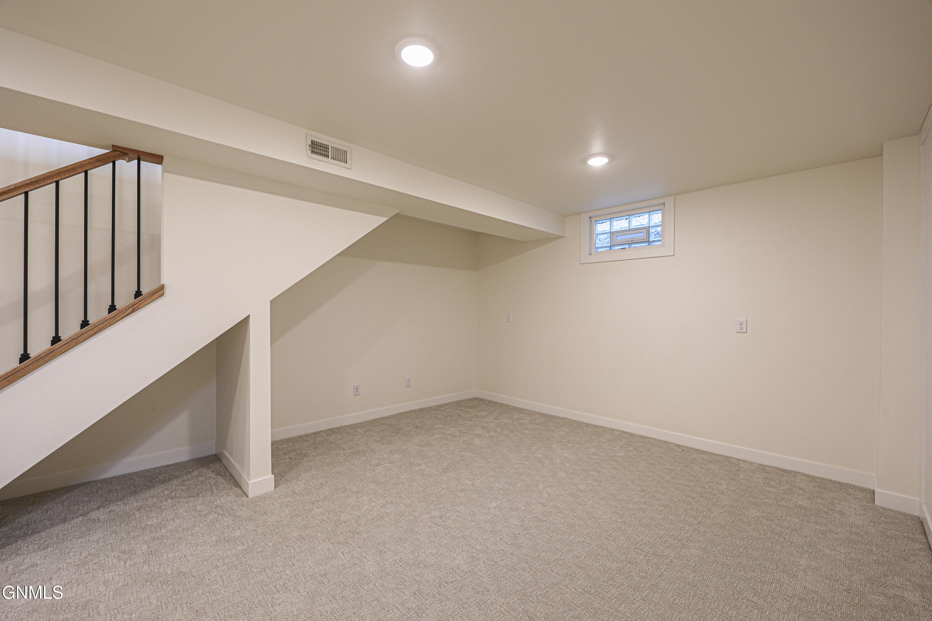 property viewer photo 49