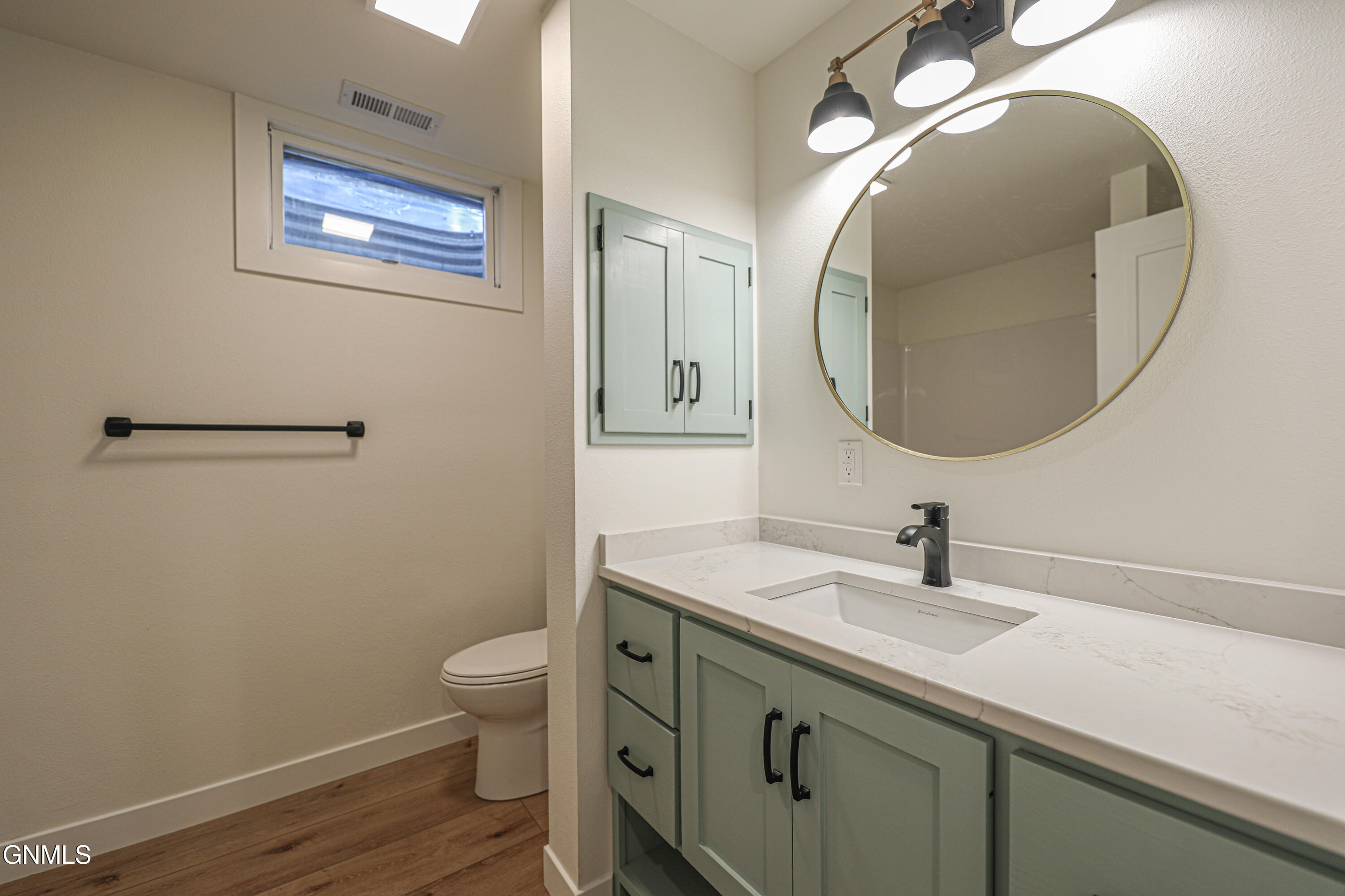 property viewer photo 59