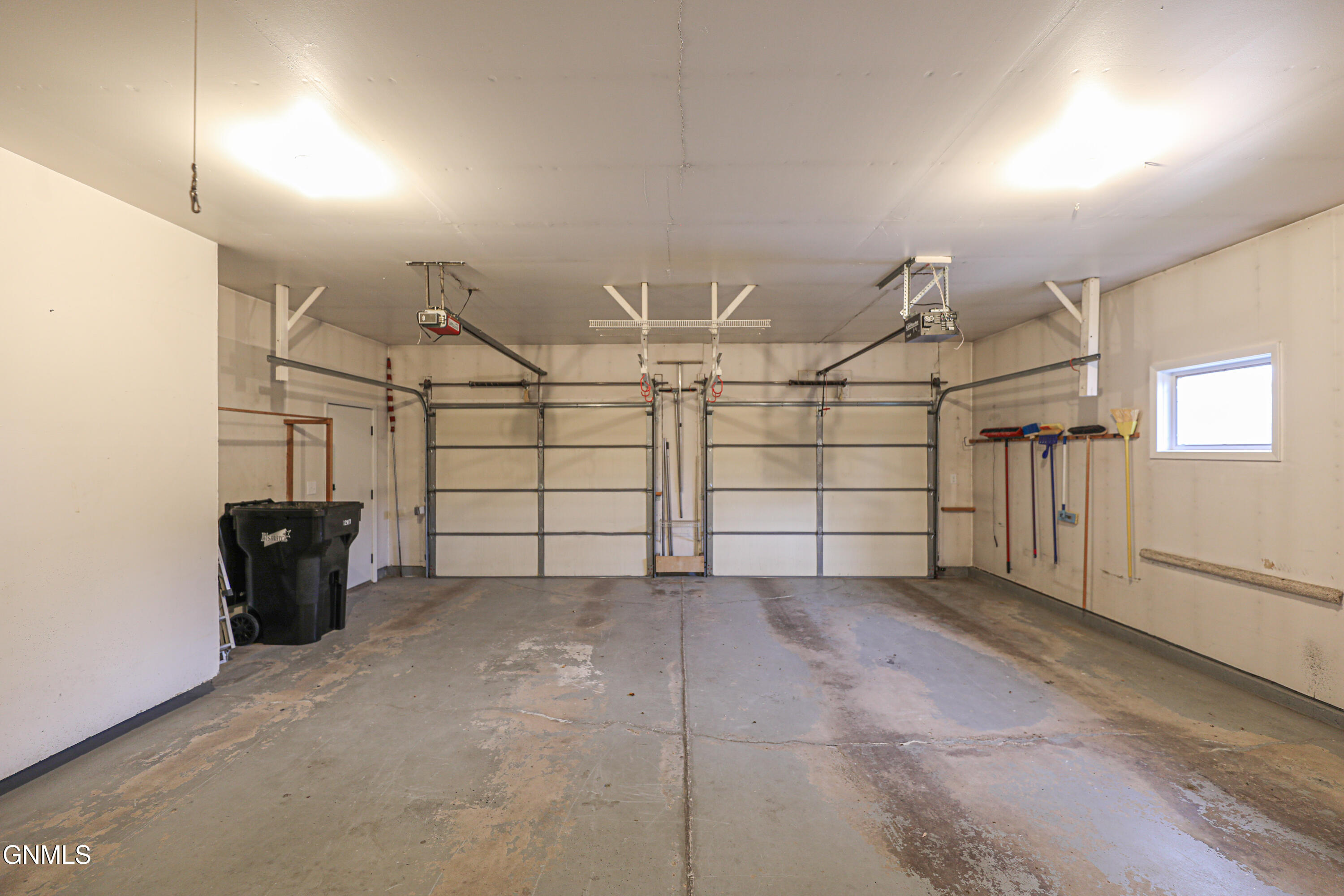 property viewer photo 71