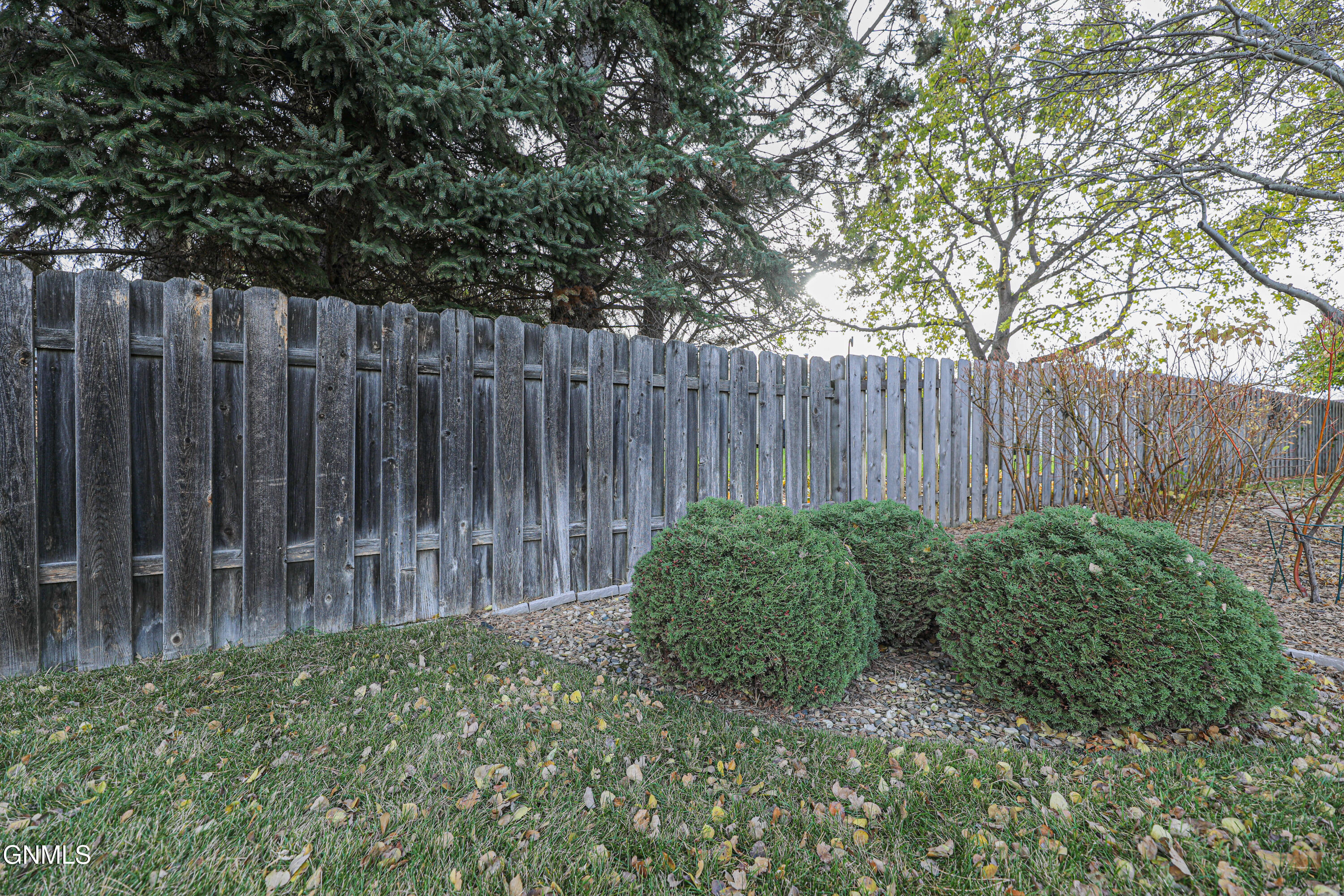property viewer photo 79