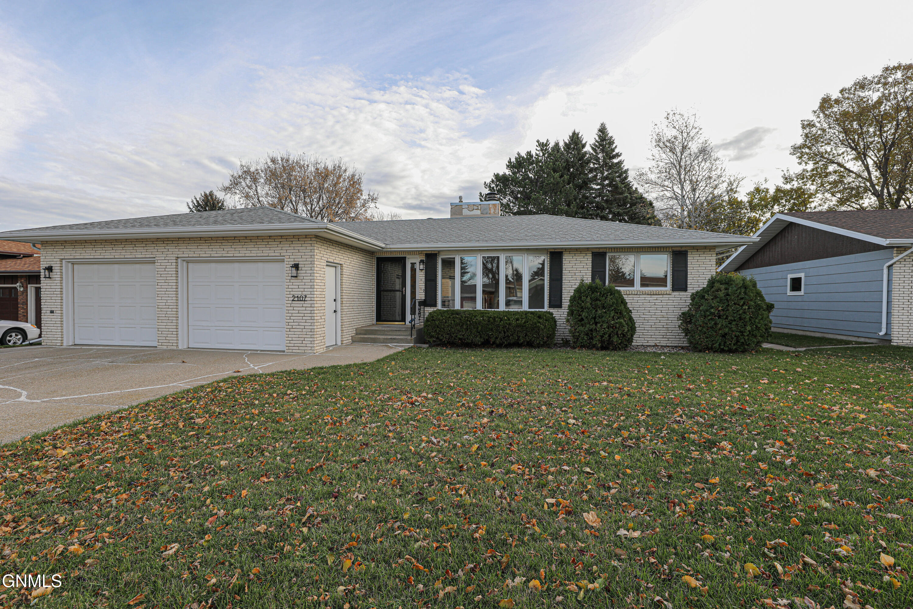 property viewer photo 83