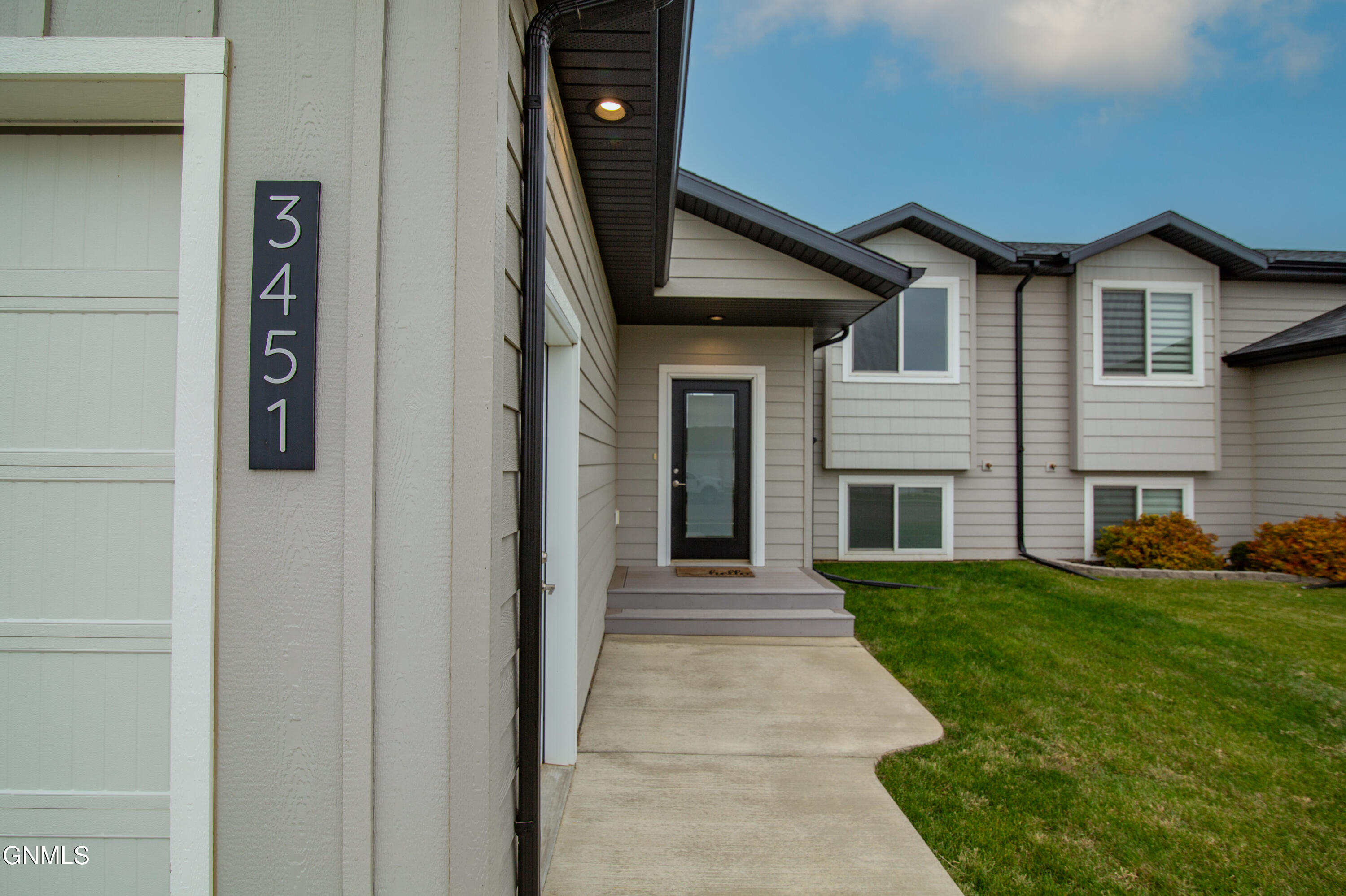 property viewer photo 29