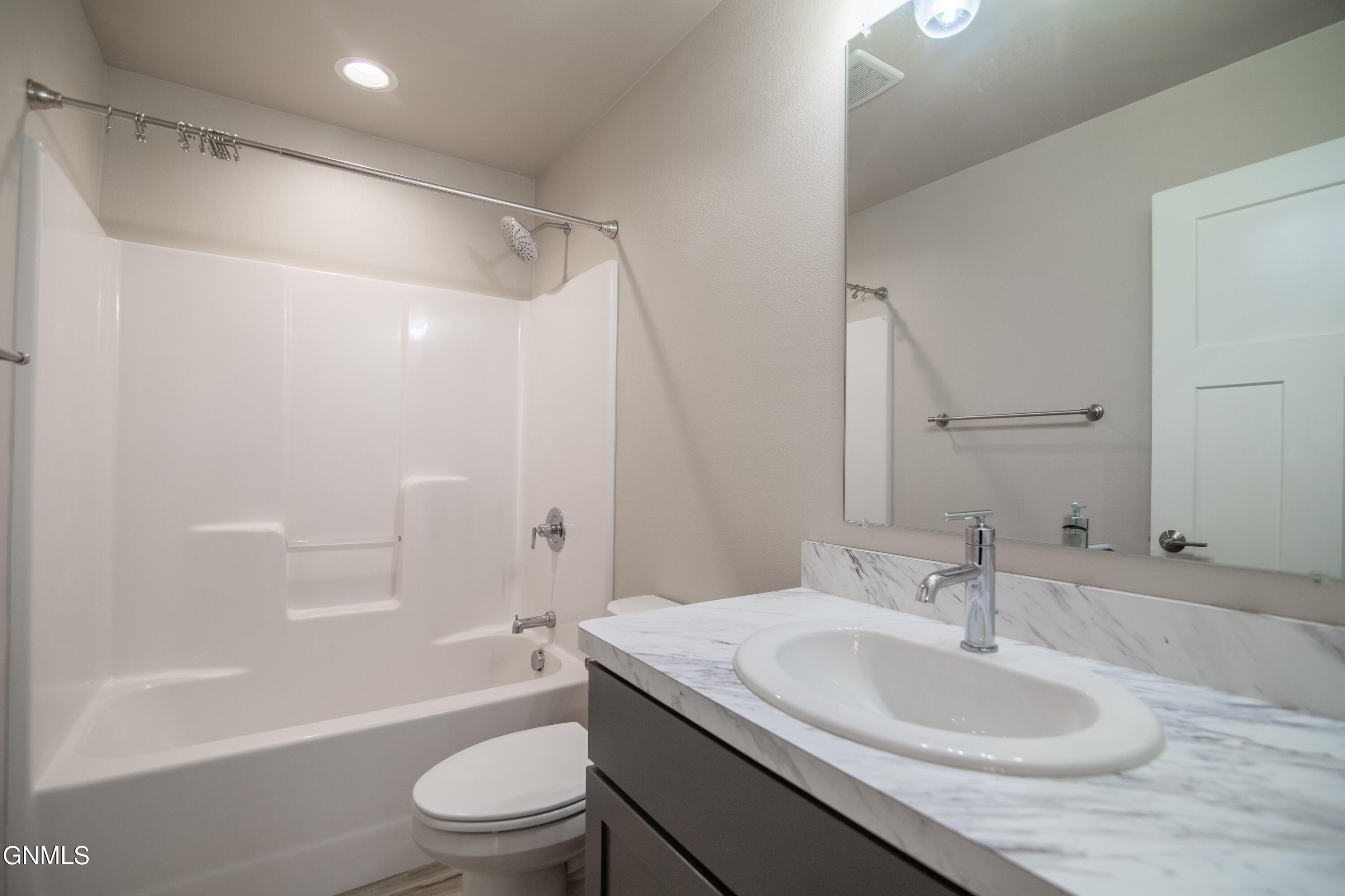 property viewer photo 6