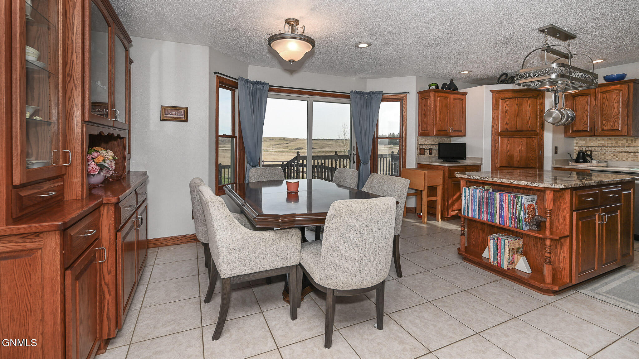 property viewer photo 12