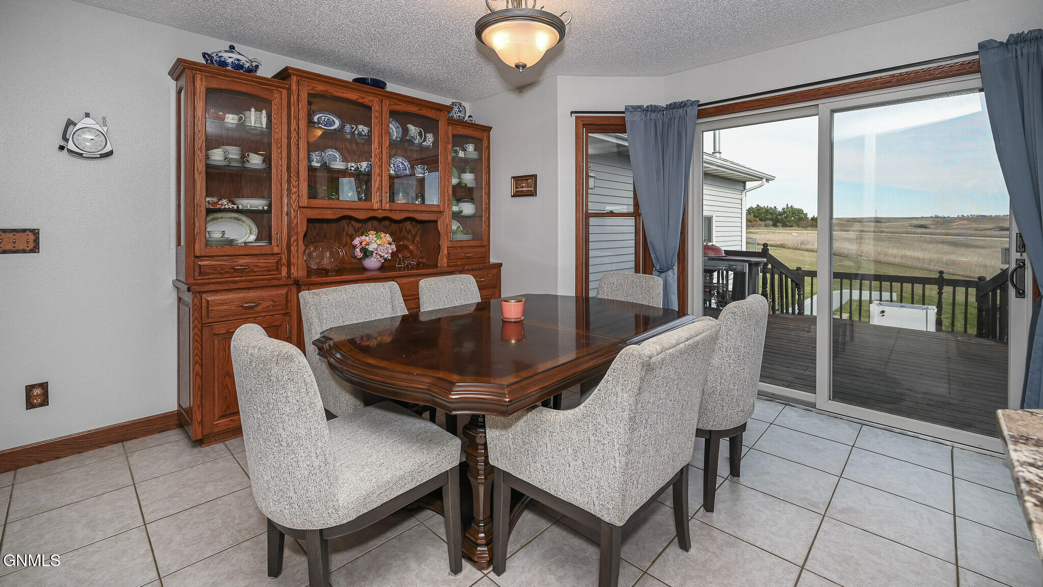 property viewer photo 13