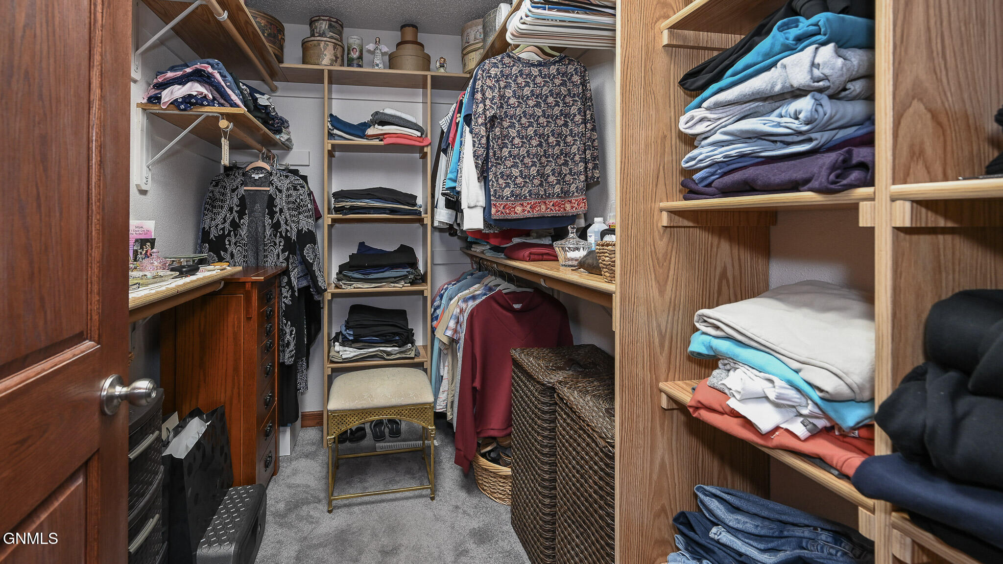 property viewer photo 20