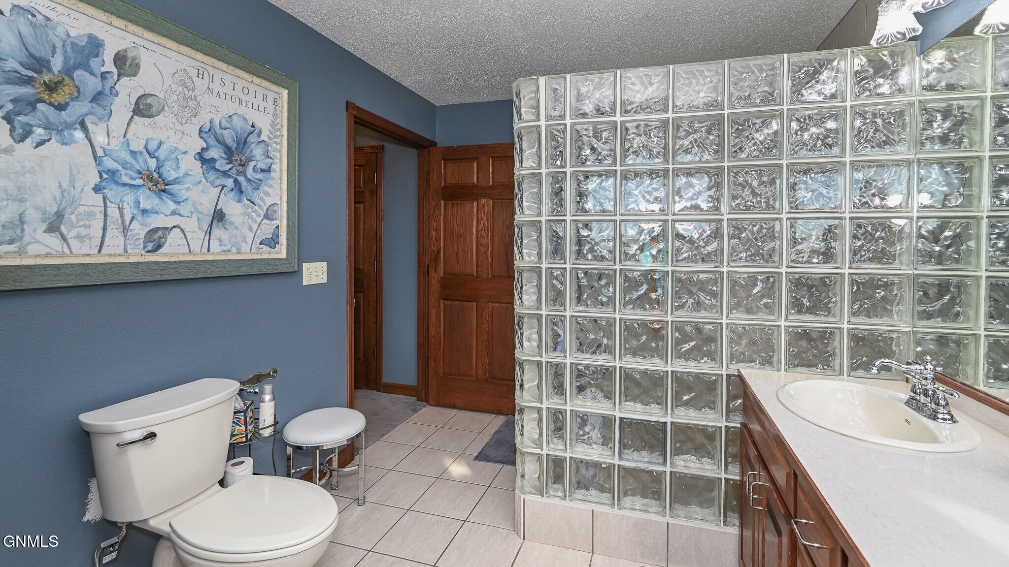 property viewer photo 23