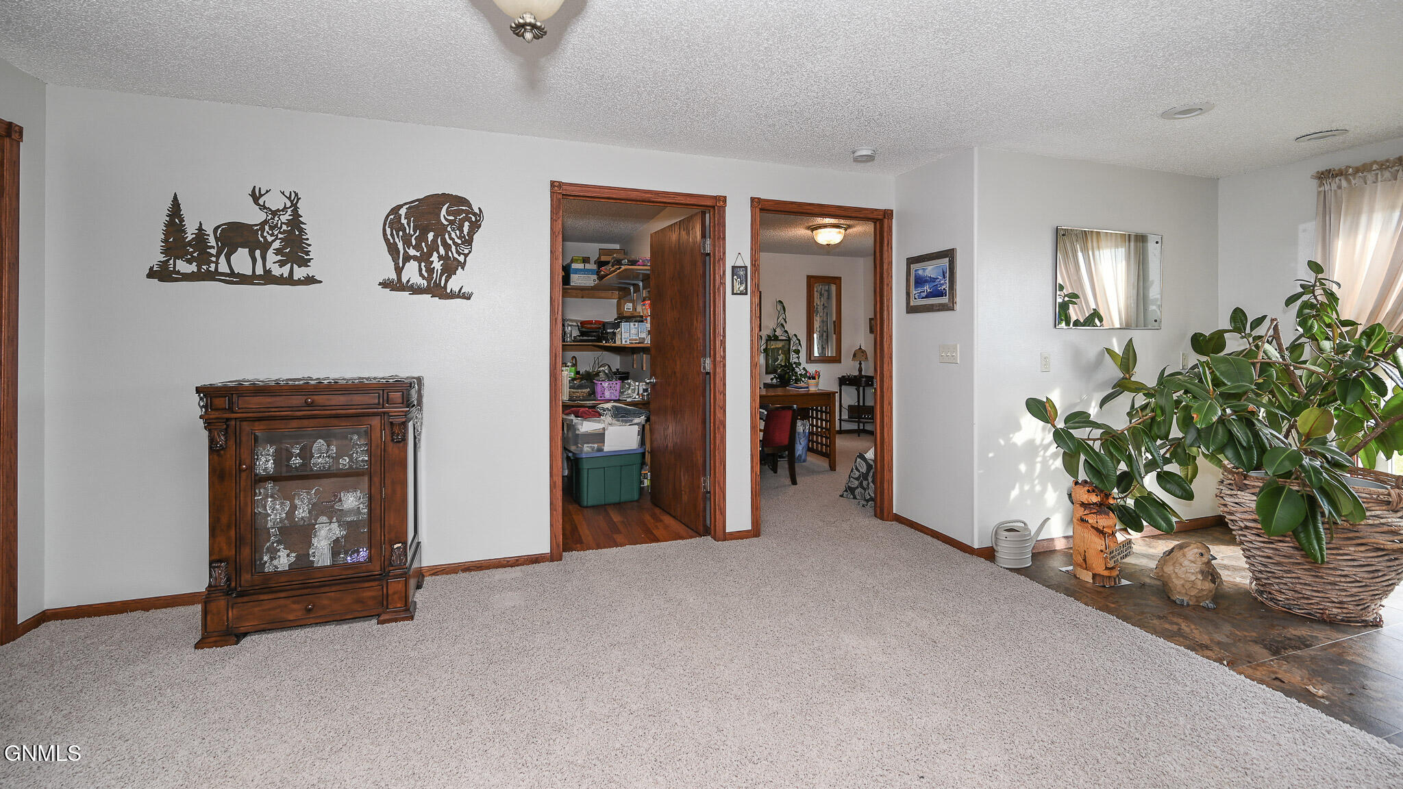 property viewer photo 37