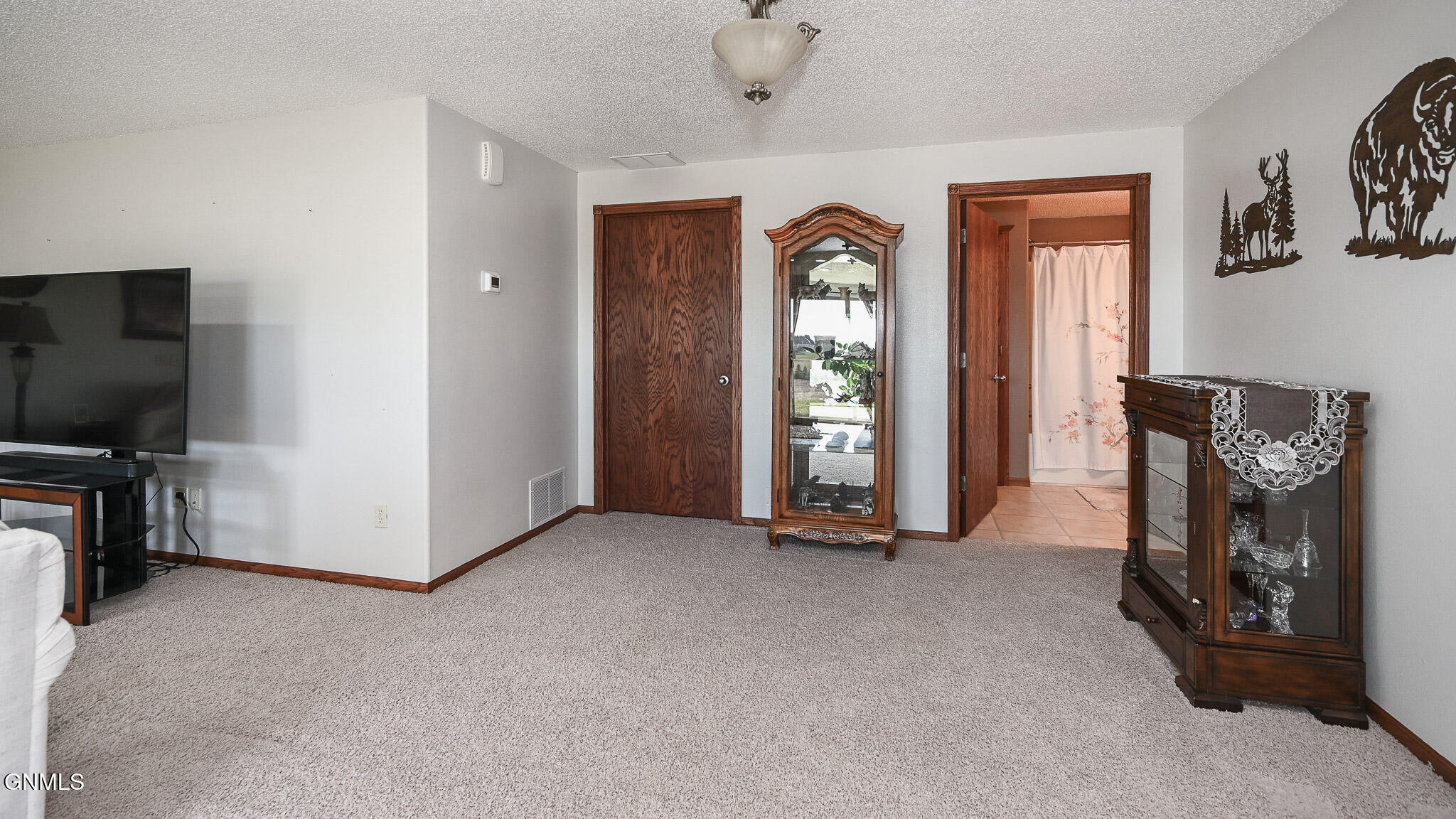 property viewer photo 38