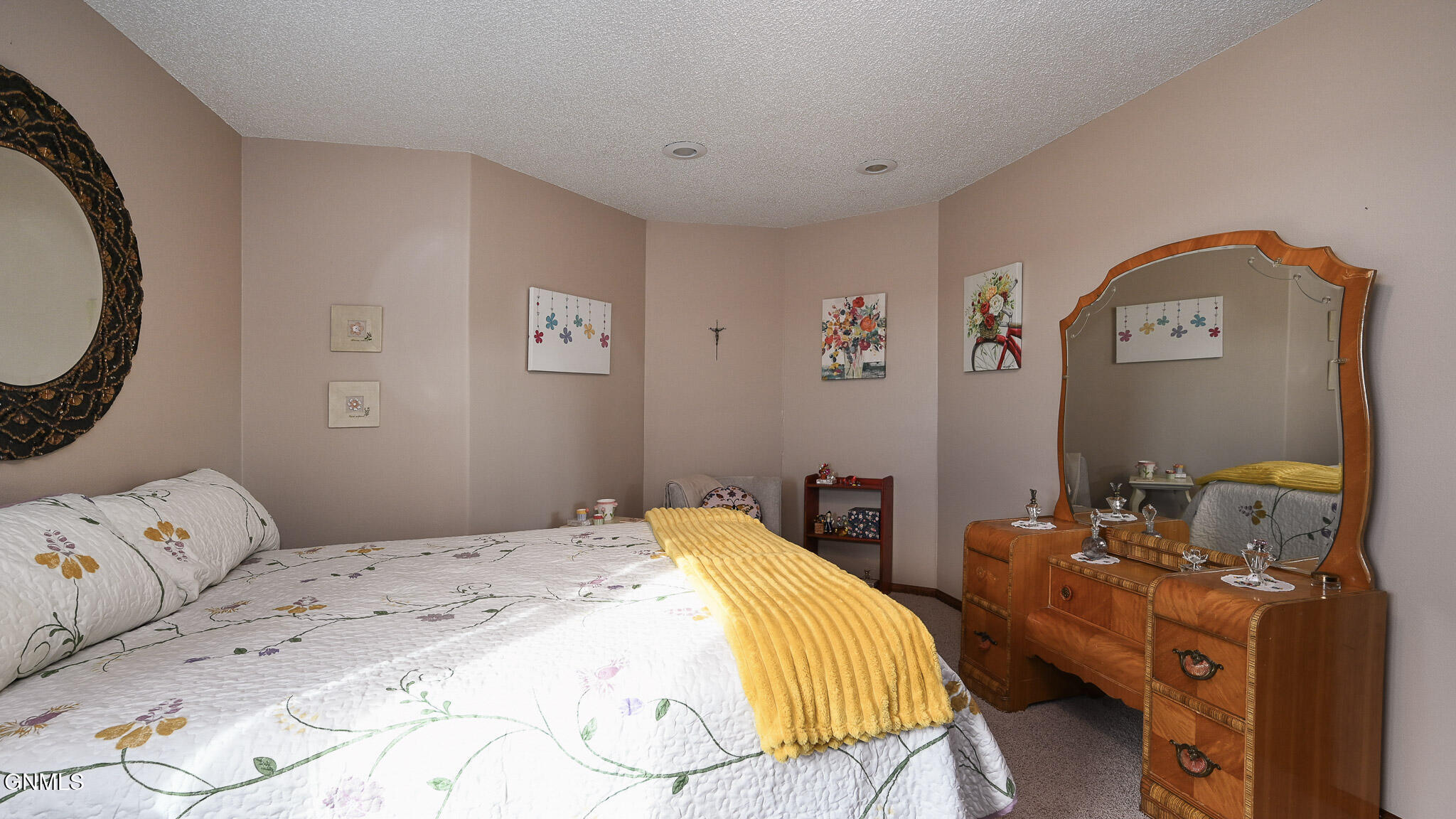 property viewer photo 41