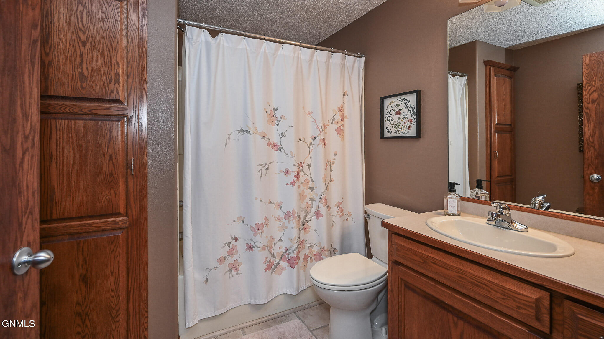 property viewer photo 44