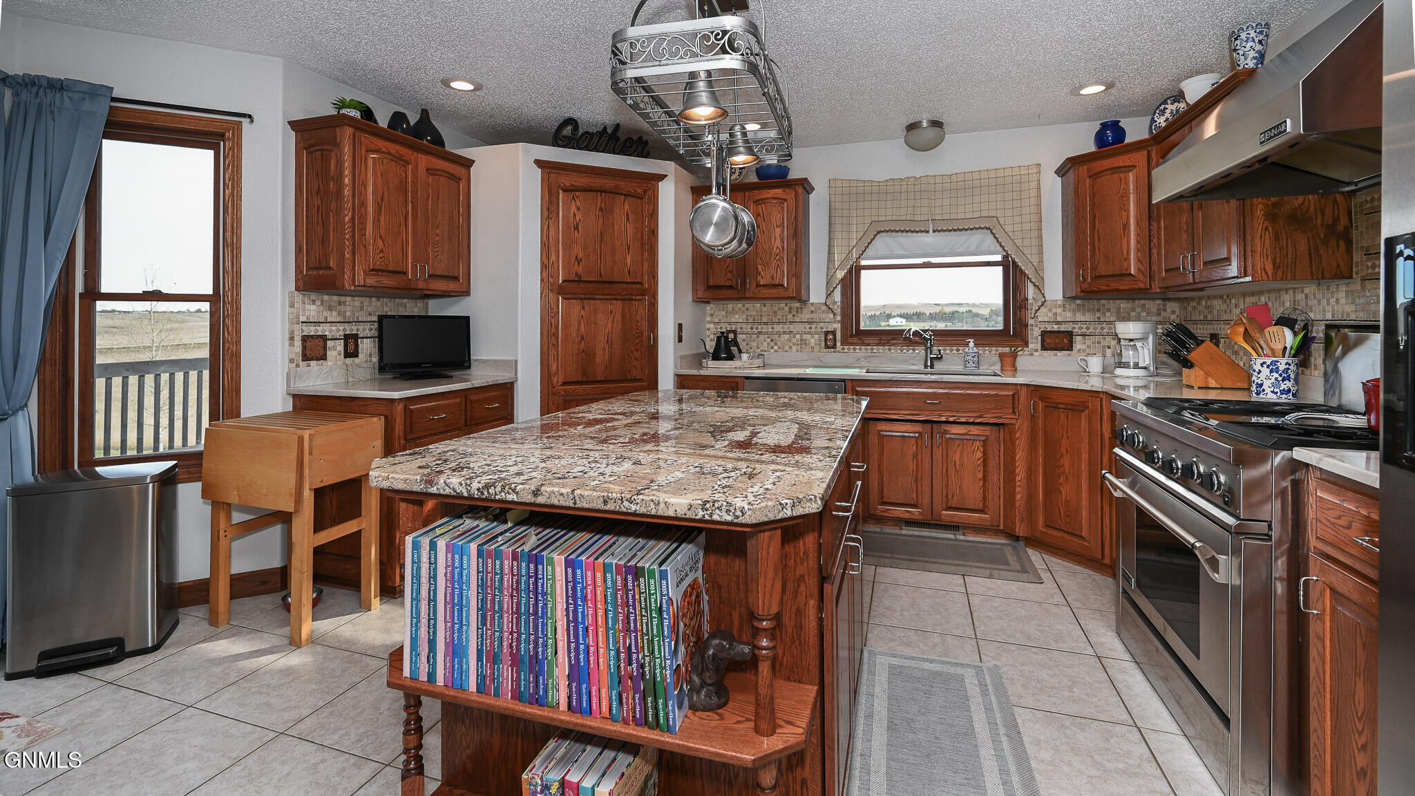 property viewer photo 8