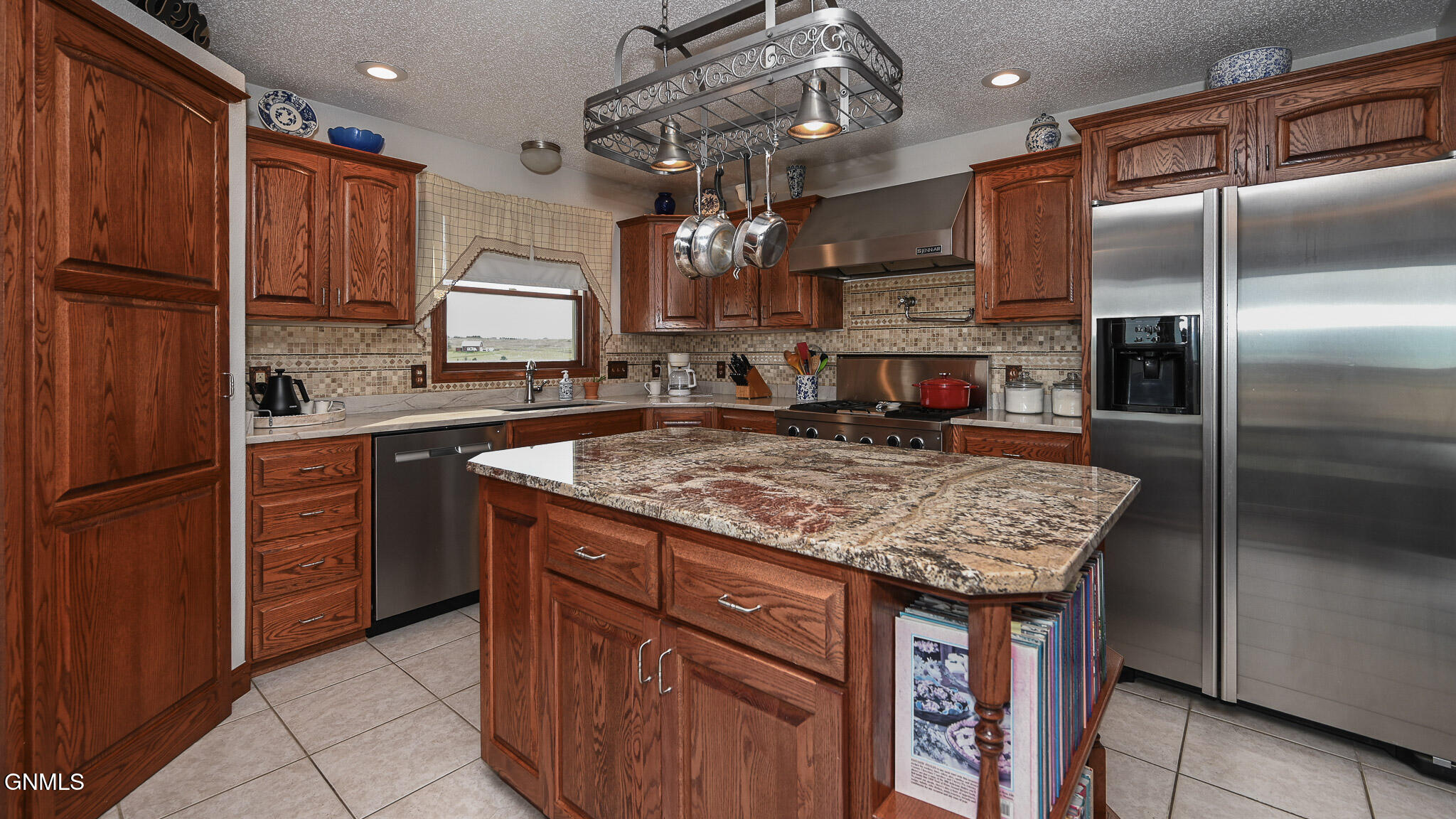 property viewer photo 9