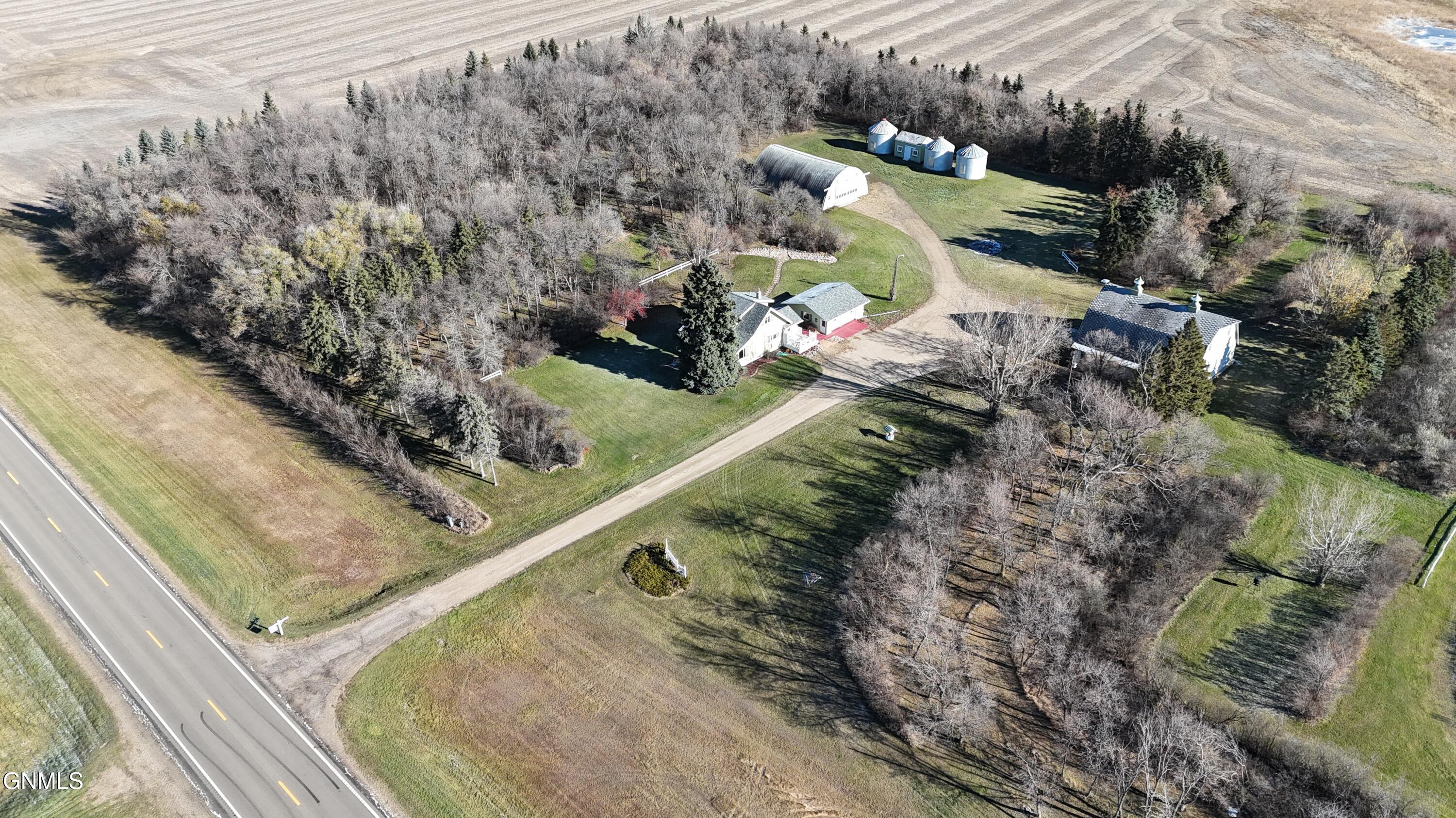 main property photo 0
