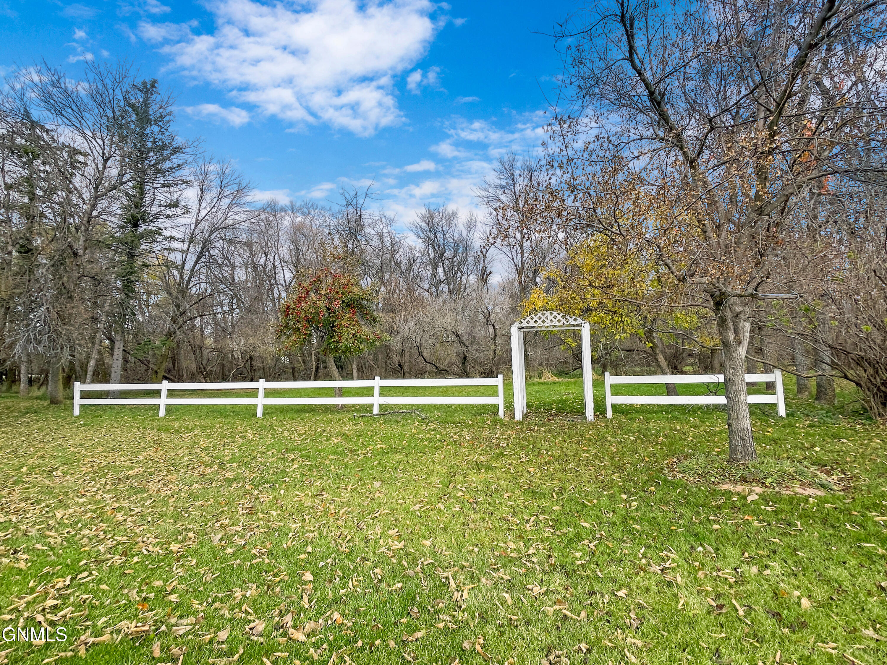 property viewer photo 46